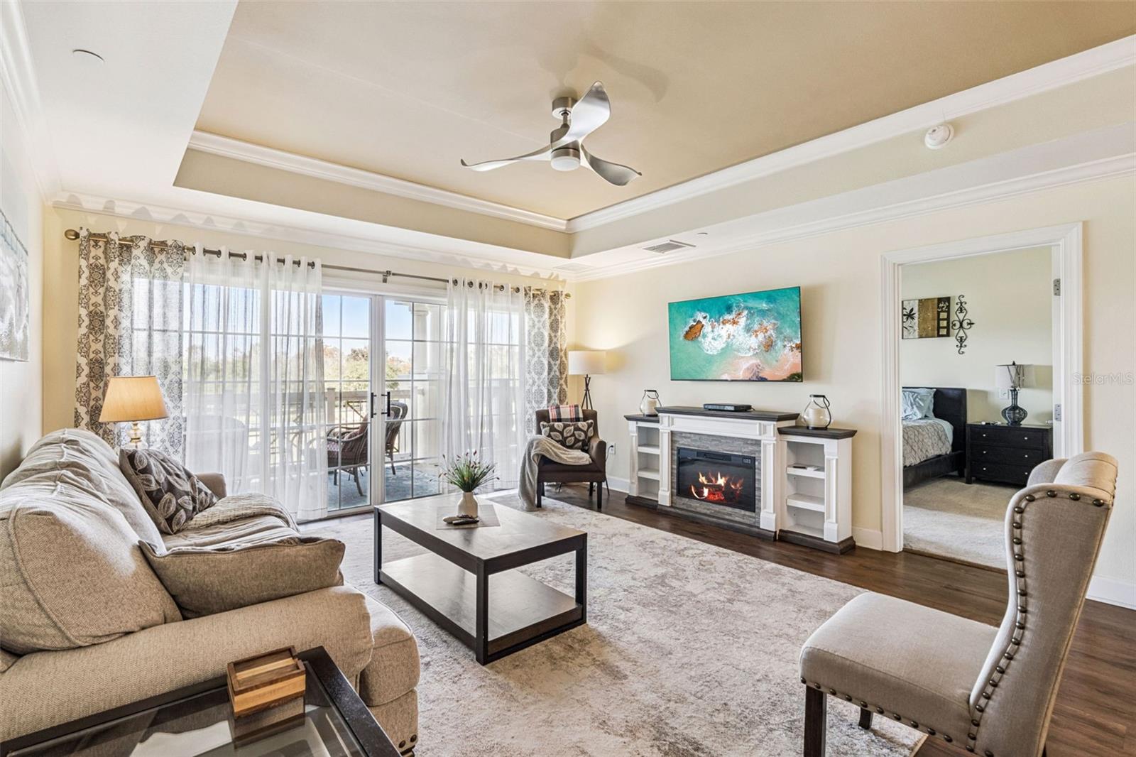 CENTRE COURT RDG CONDO PH 1 - Residential