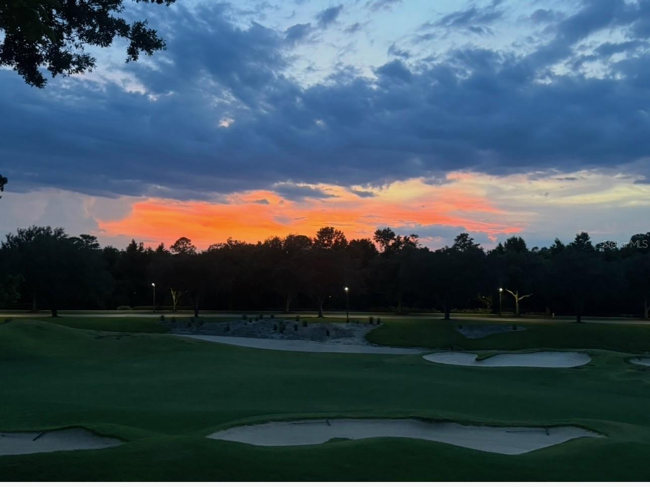 CENTRE COURT RDG CONDO PH 1 - Residential