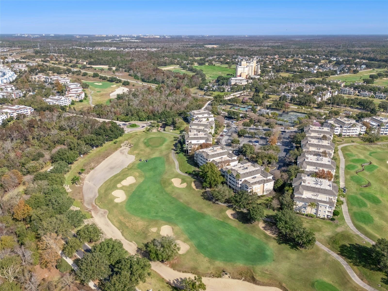 CENTRE COURT RDG CONDO PH 1 - Residential