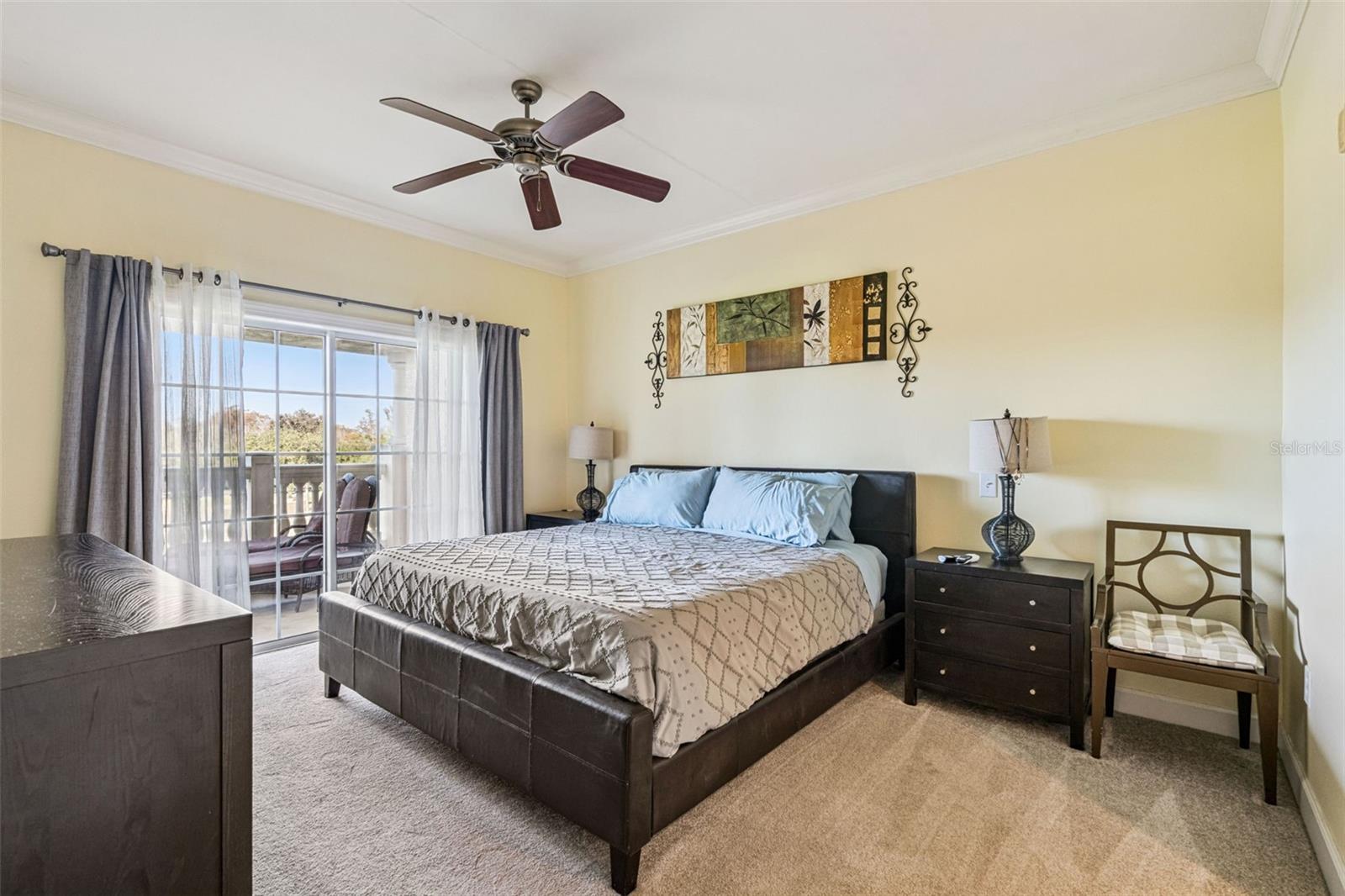 CENTRE COURT RDG CONDO PH 1 - Residential