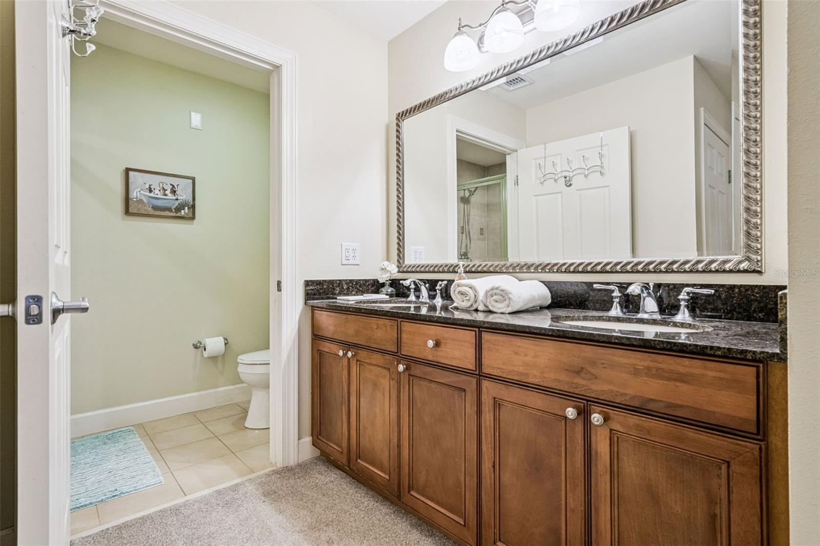 CENTRE COURT RDG CONDO PH 1 - Residential