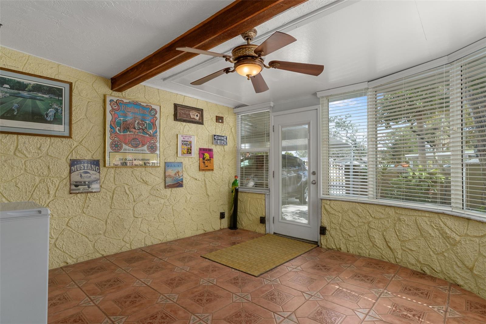 CALIENTE APTS CONDOS - Residential