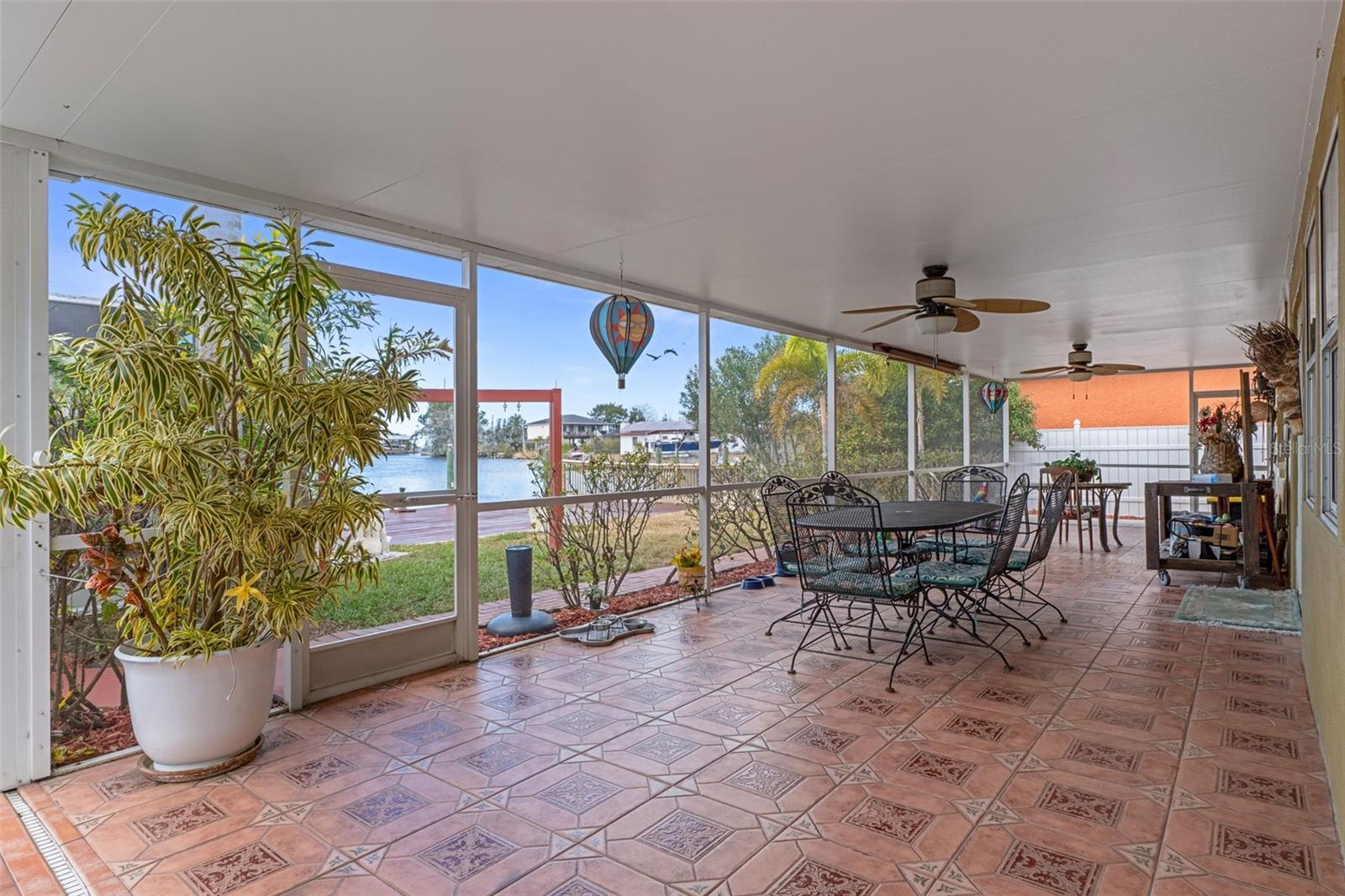 CALIENTE APTS CONDOS - Residential