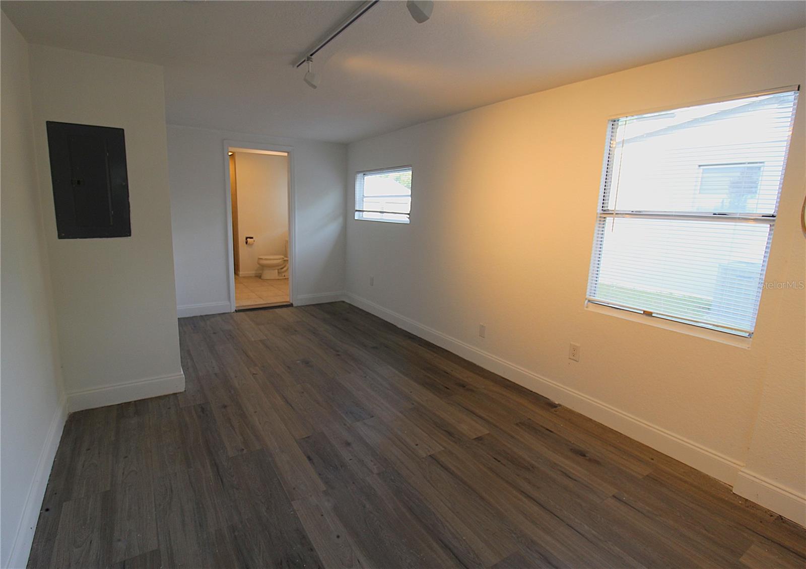 LOMA LINDA PARK - Residential Lease