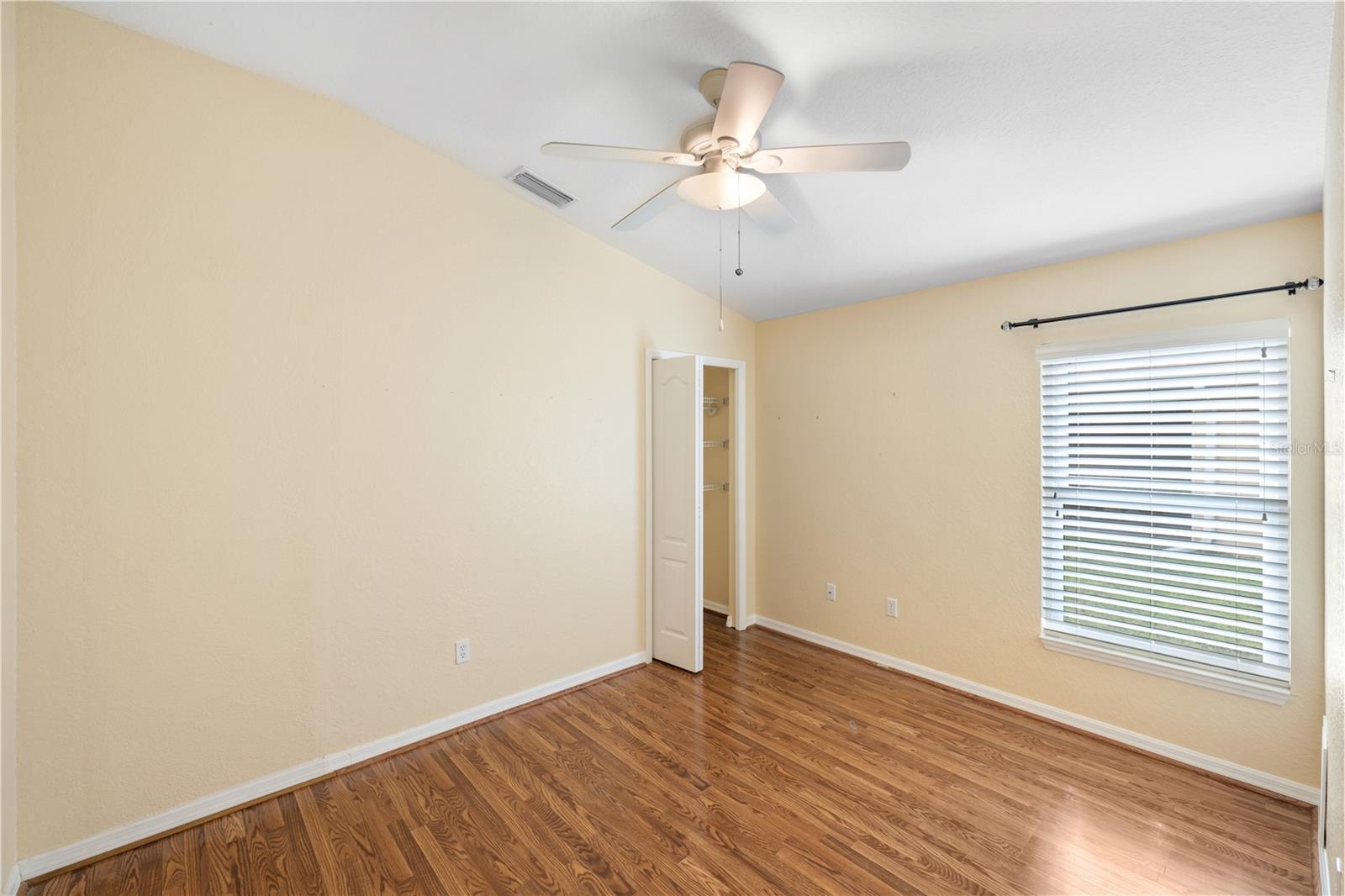 LAKESIDE PLANTATION - Residential Lease