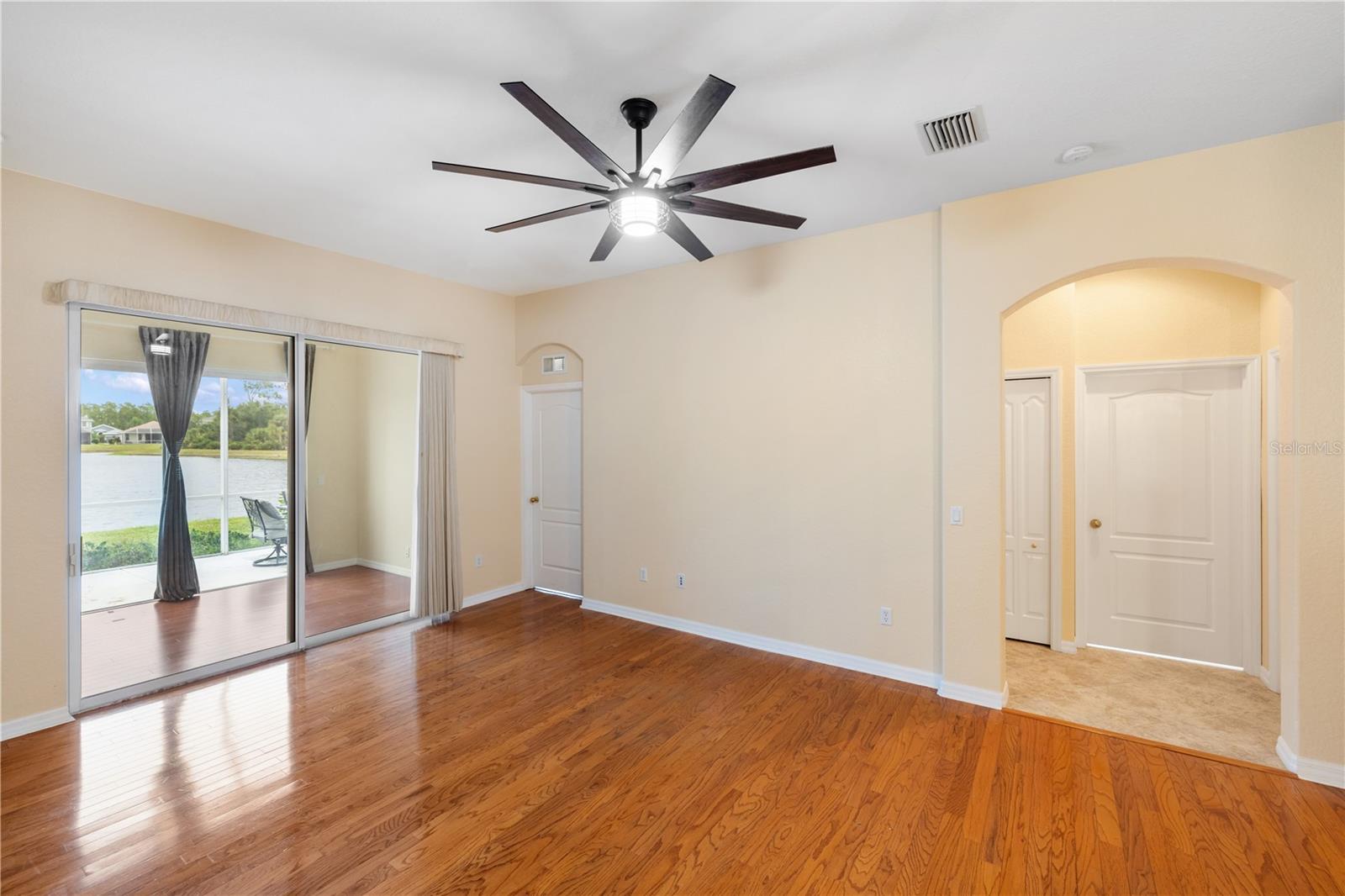 LAKESIDE PLANTATION - Residential Lease