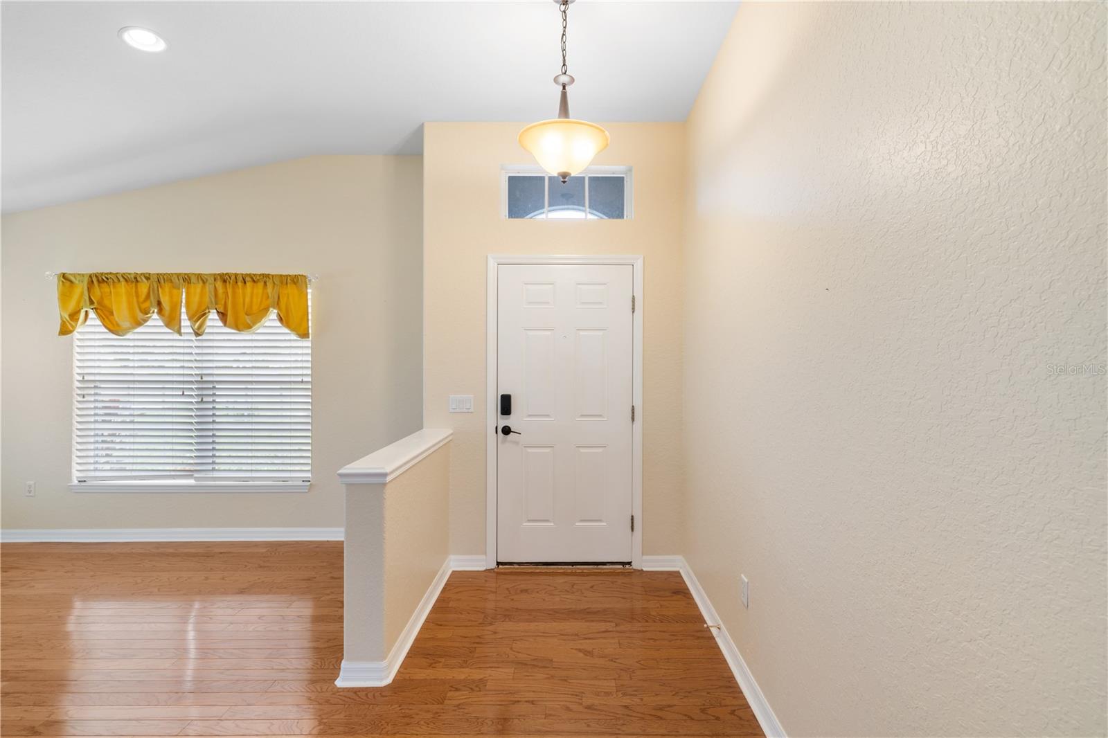 LAKESIDE PLANTATION - Residential Lease