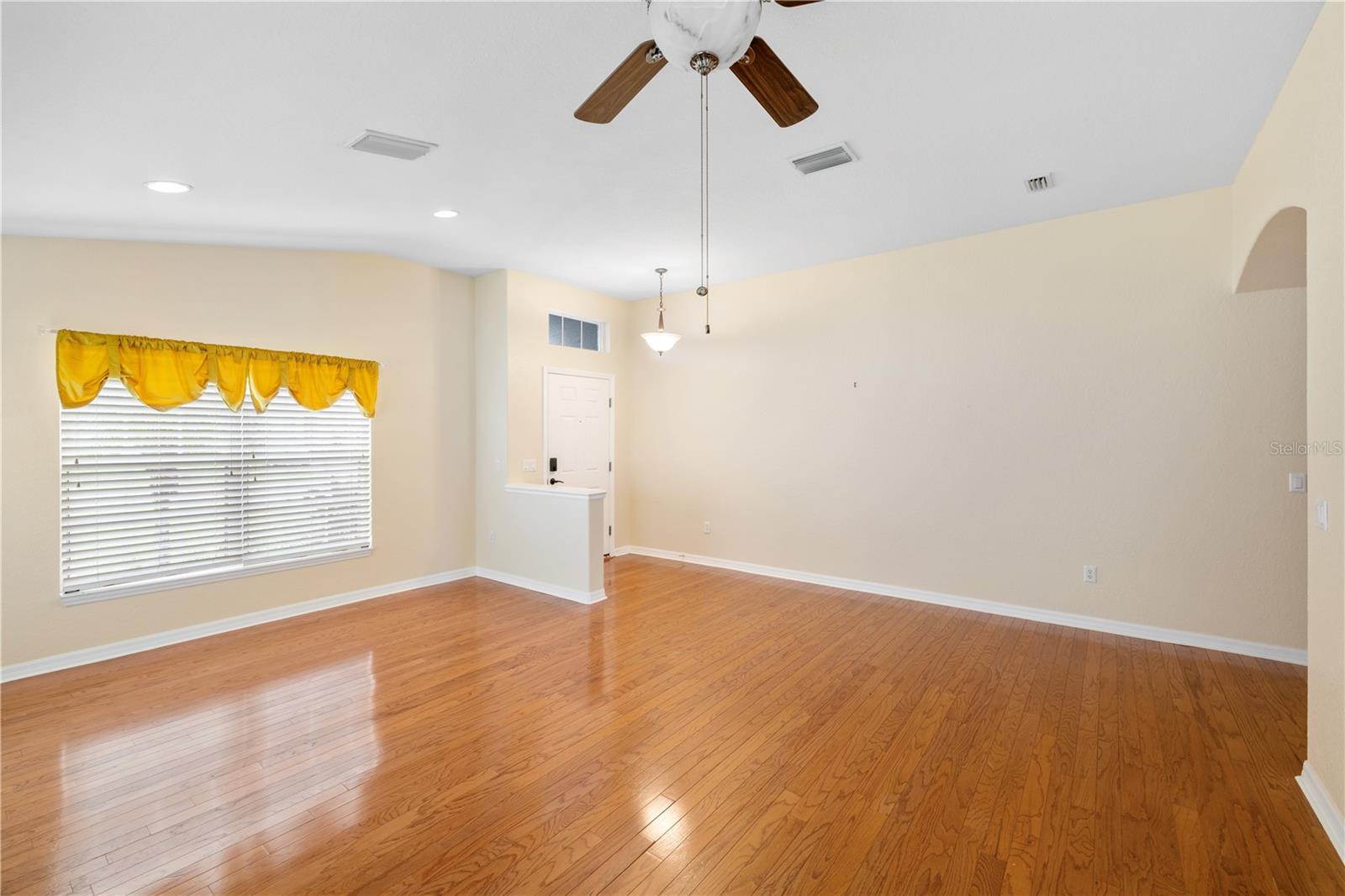 LAKESIDE PLANTATION - Residential Lease