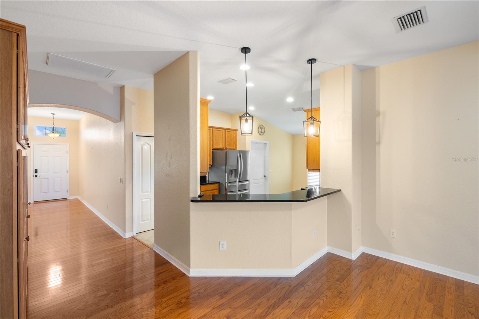 LAKESIDE PLANTATION - Residential Lease