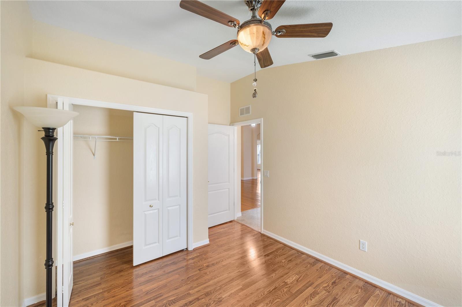 LAKESIDE PLANTATION - Residential Lease