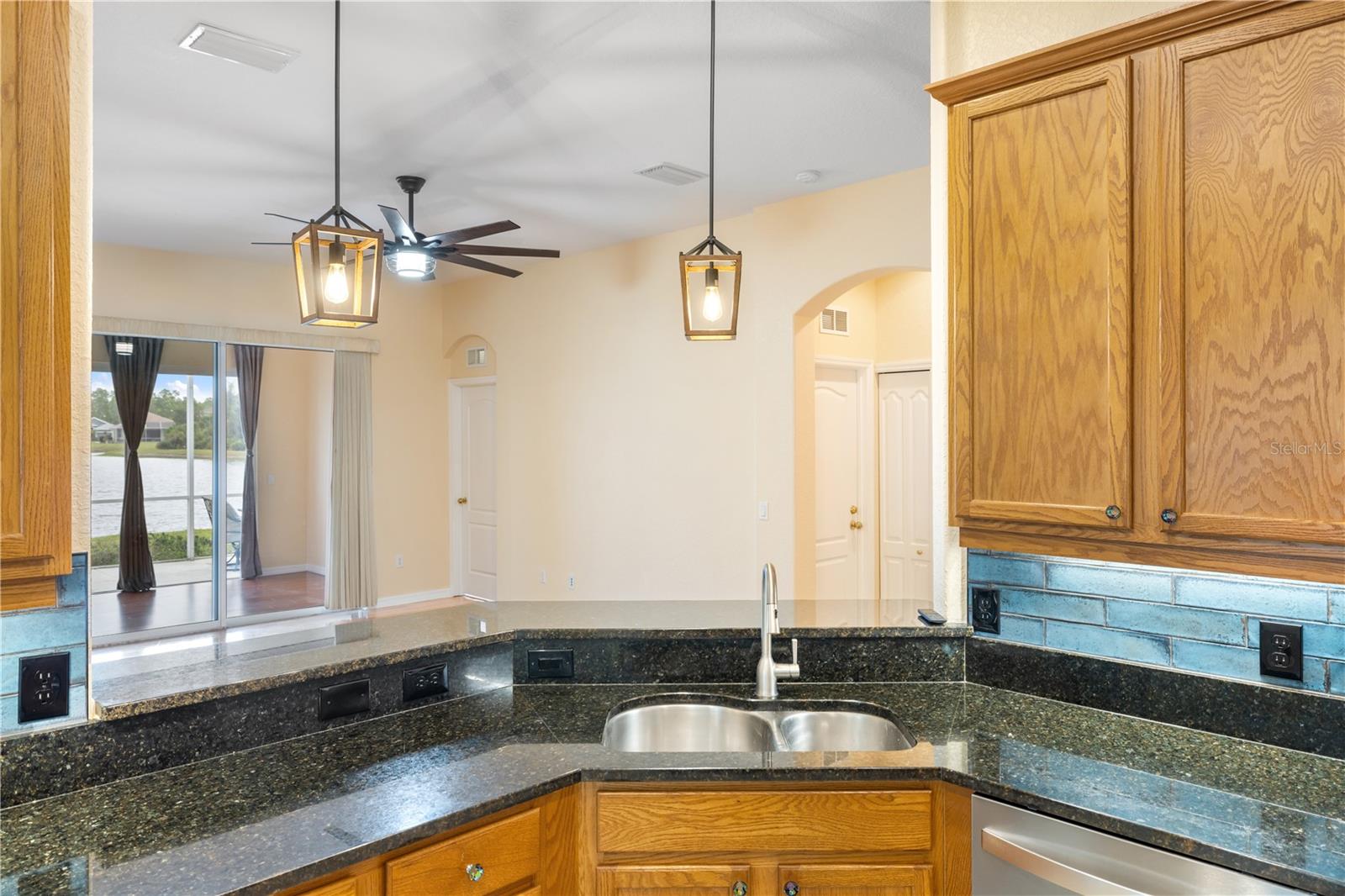 LAKESIDE PLANTATION - Residential Lease