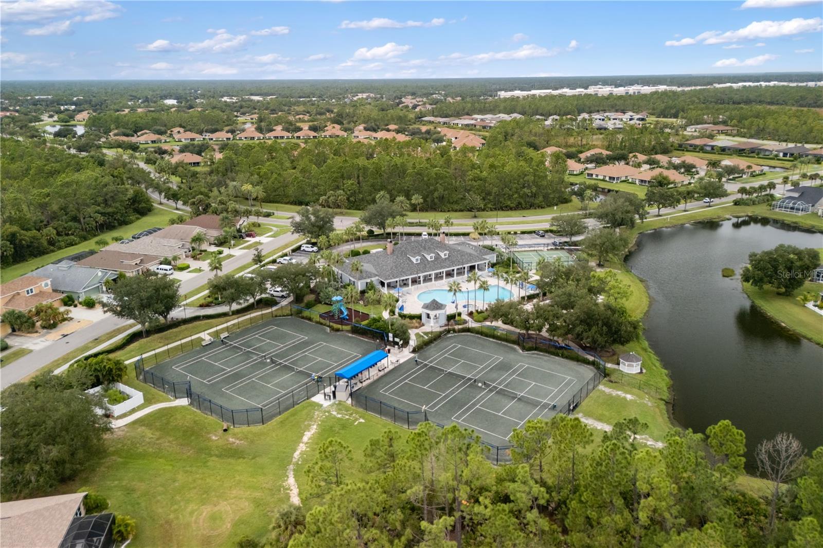 LAKESIDE PLANTATION - Residential Lease