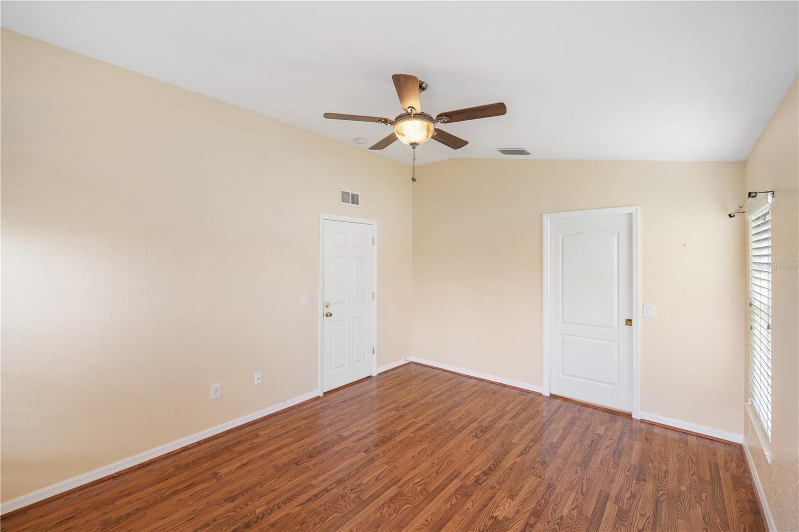 LAKESIDE PLANTATION - Residential Lease