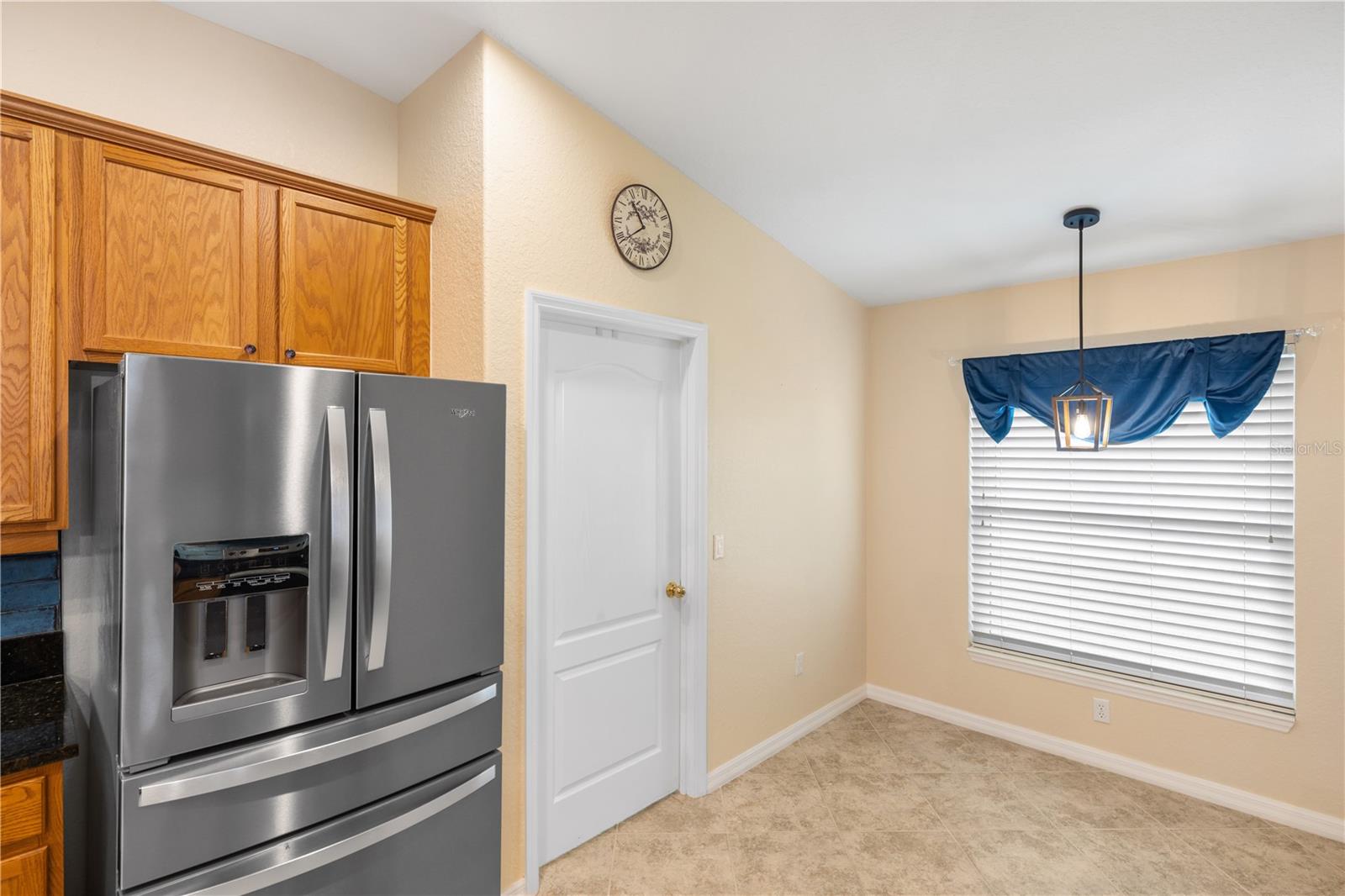 LAKESIDE PLANTATION - Residential Lease