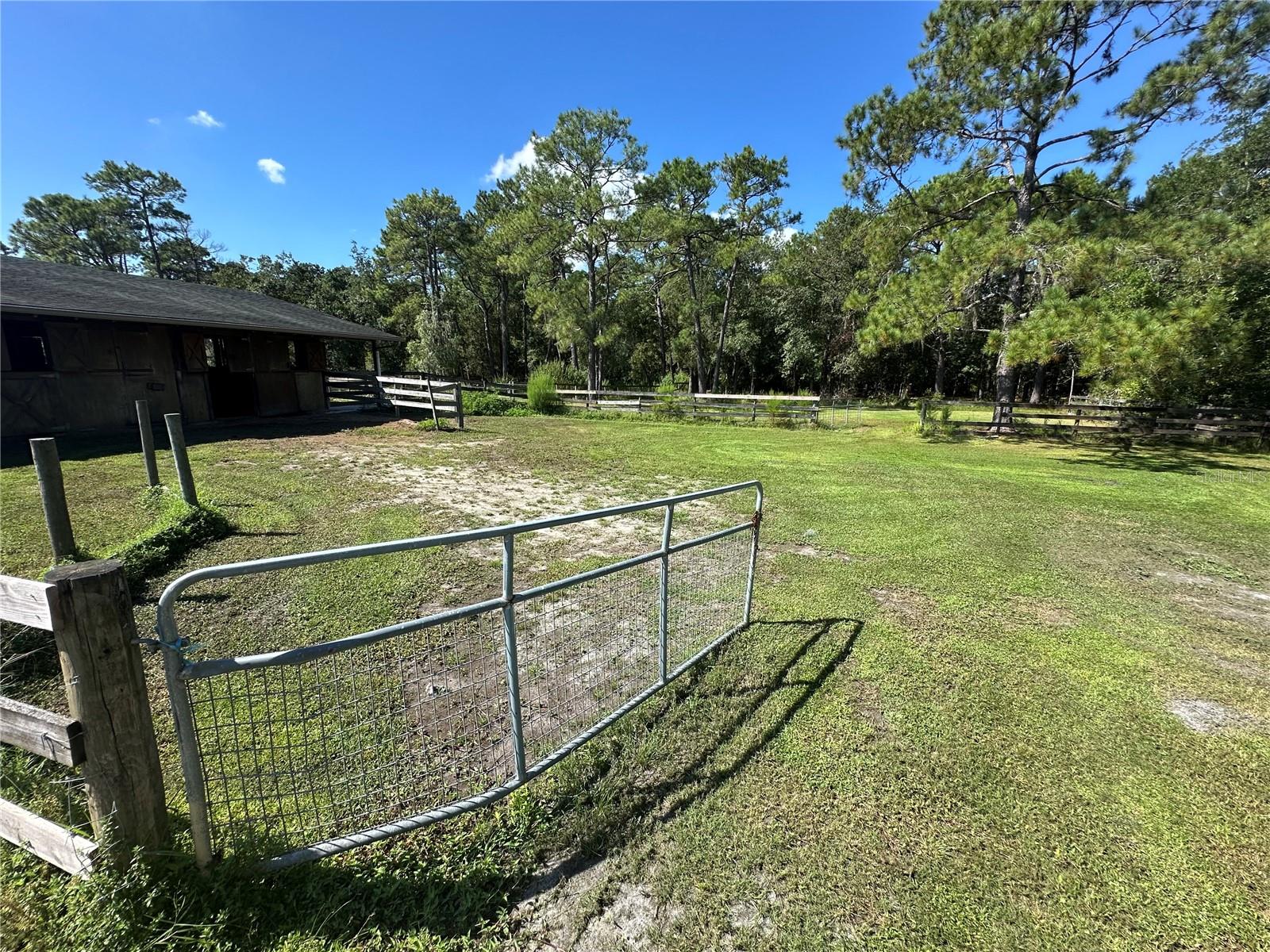 ACREAGE & UNREC - Residential