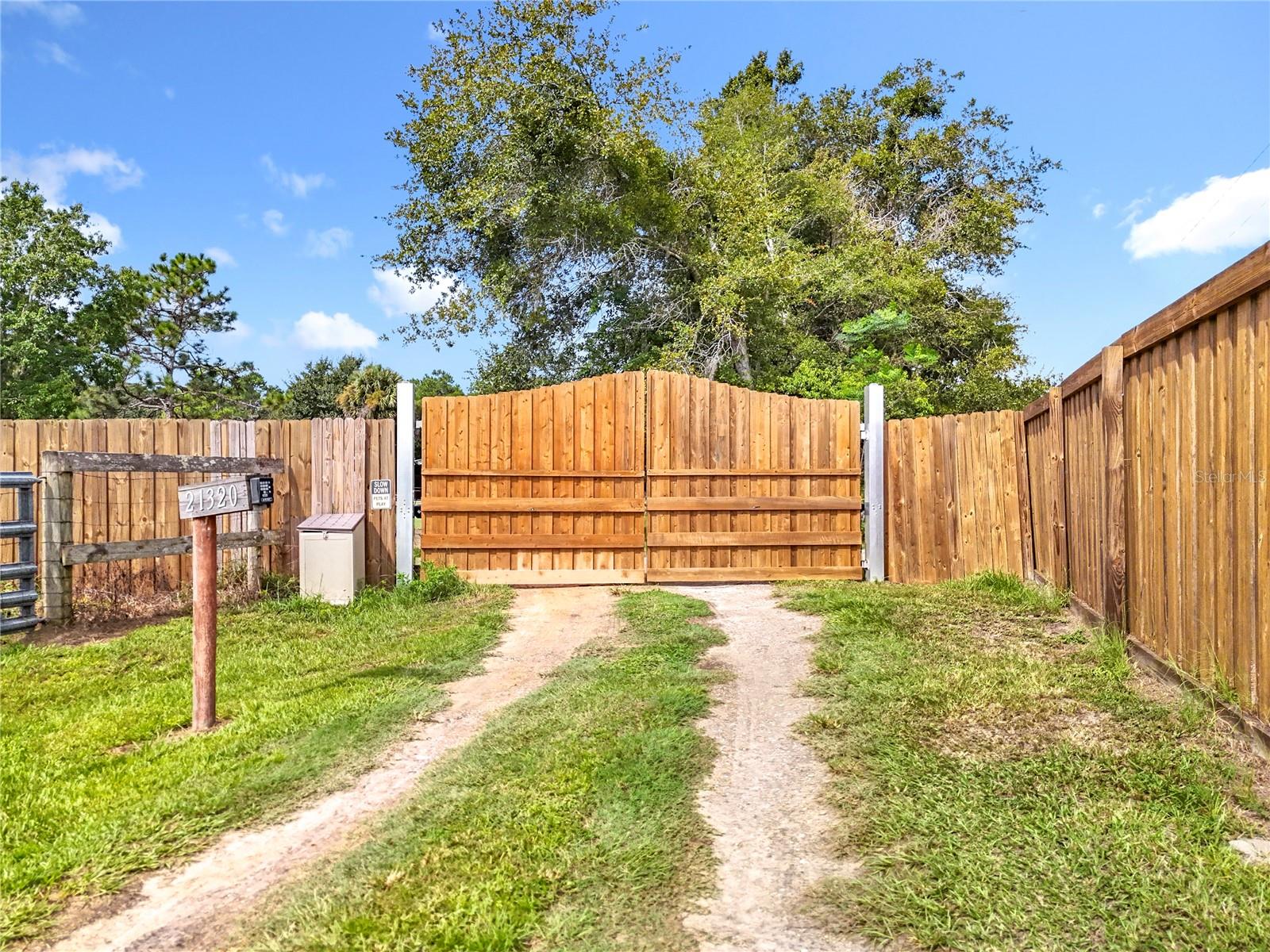 ACREAGE & UNREC - Residential