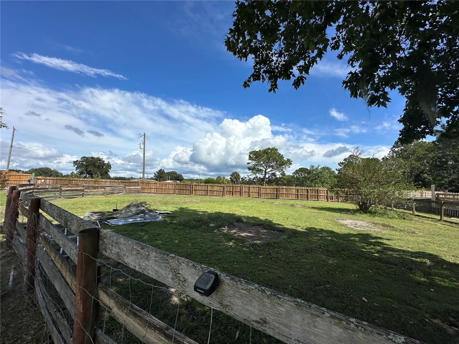 ACREAGE & UNREC - Residential