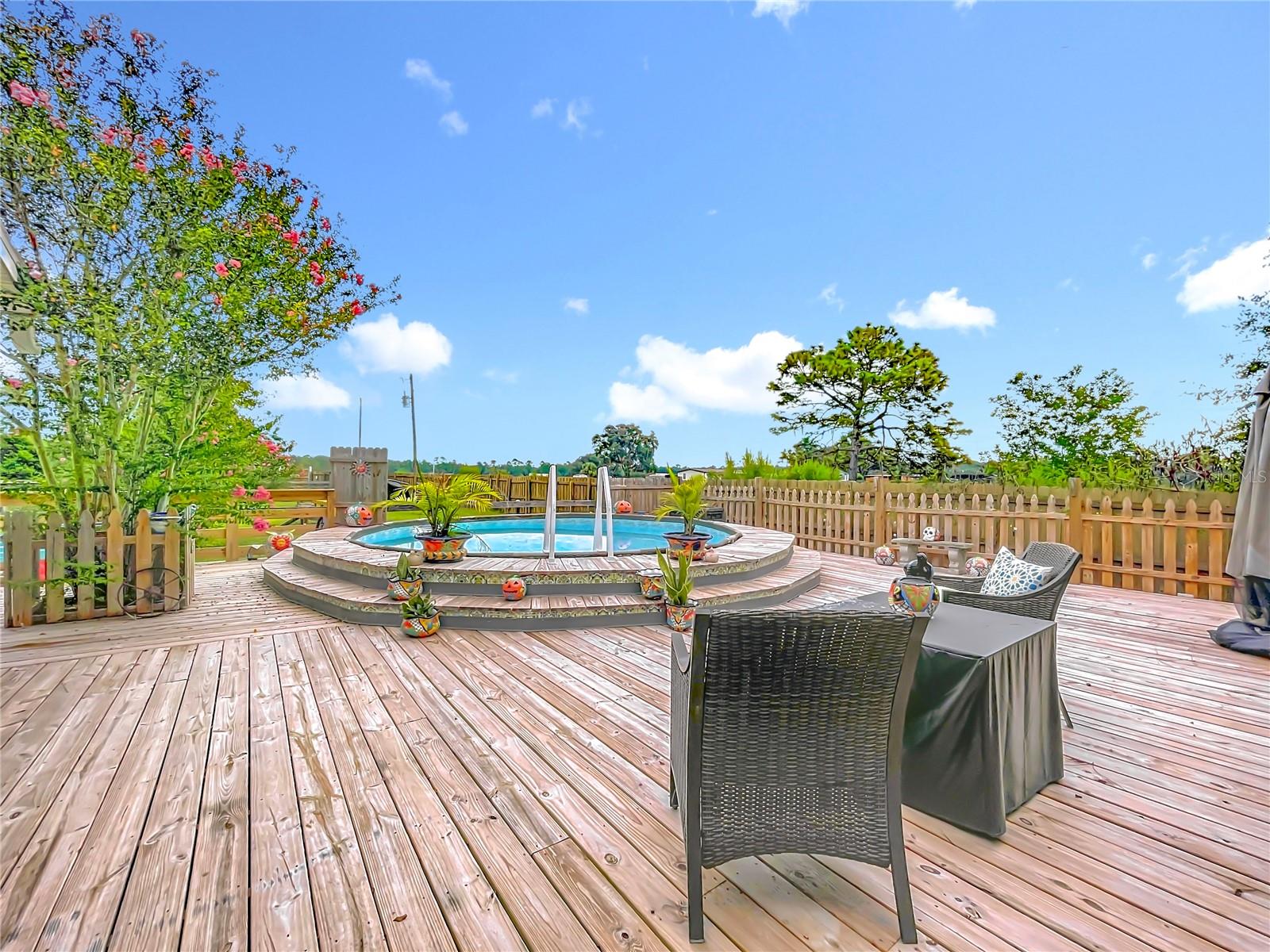 ACREAGE & UNREC - Residential