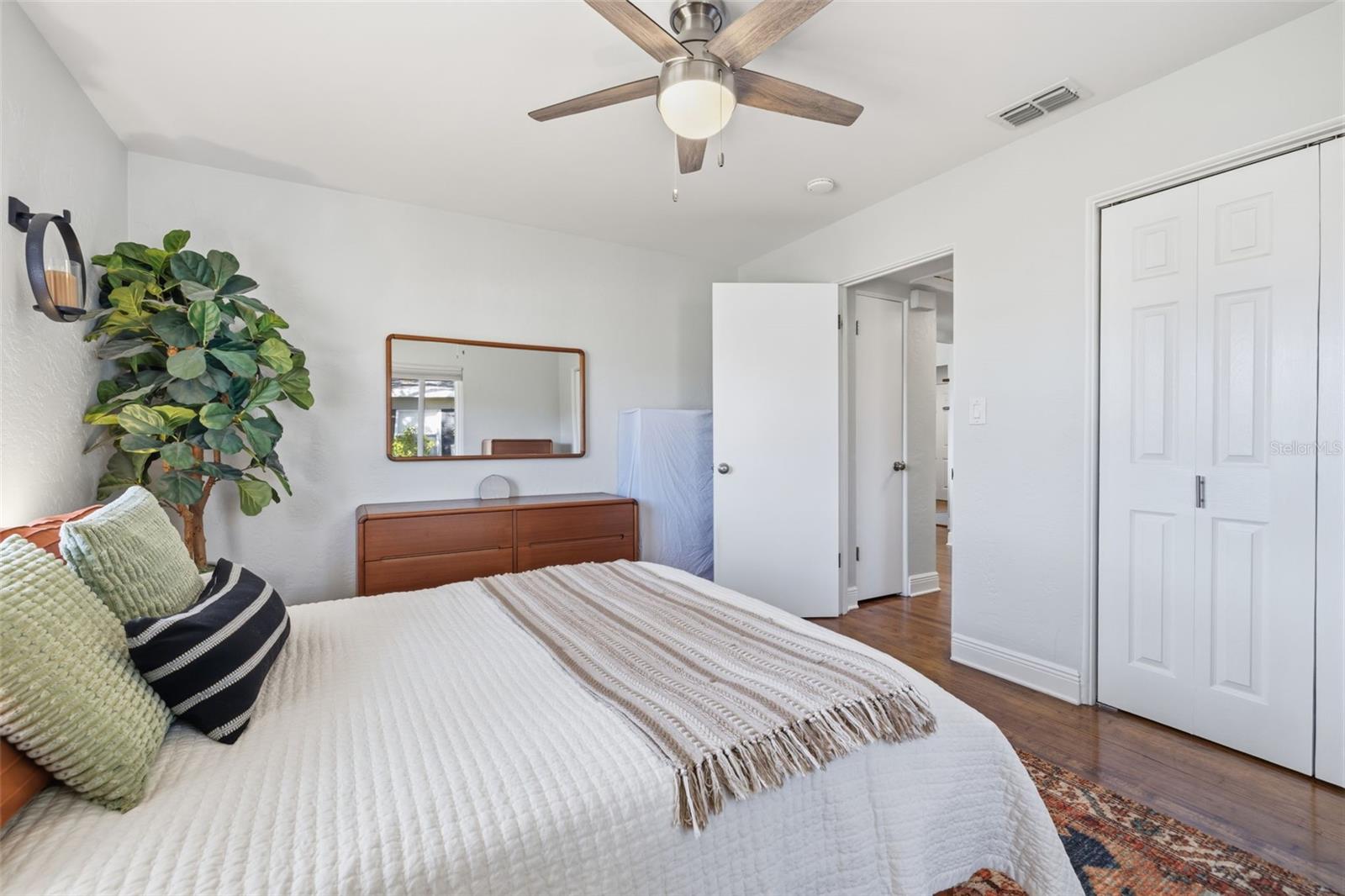 ARCADIA ANNEX - Residential