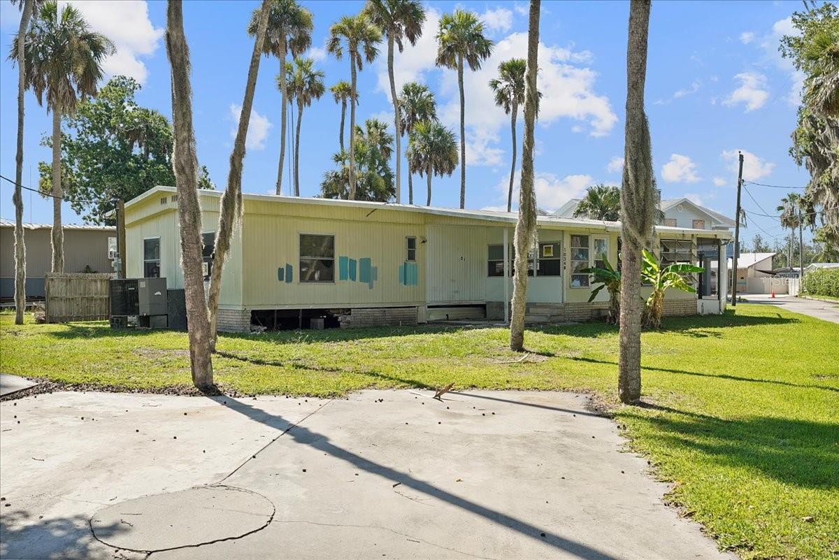 10348 W TWIN RIVER LANE