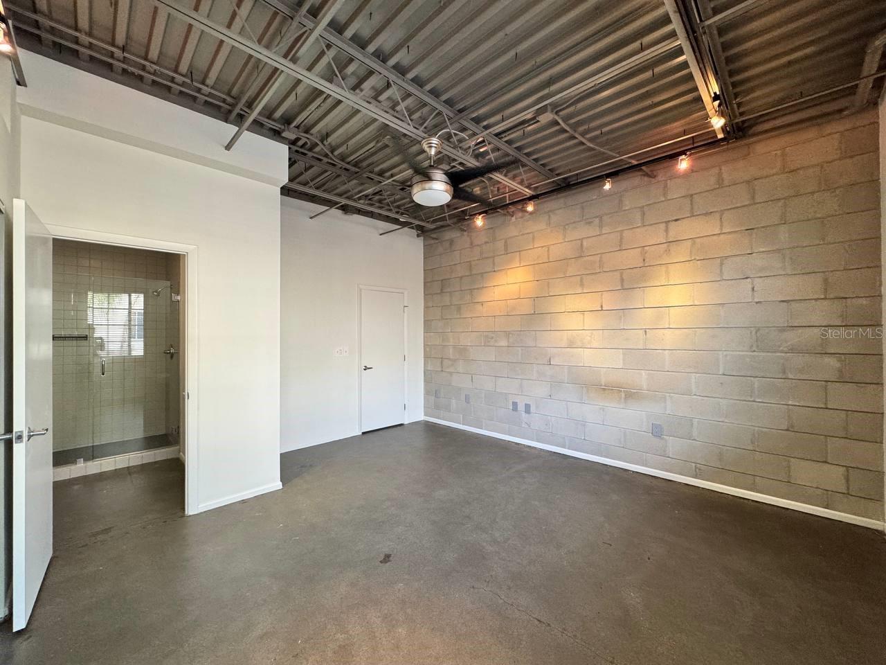 SOHO LOFTS - Residential Lease