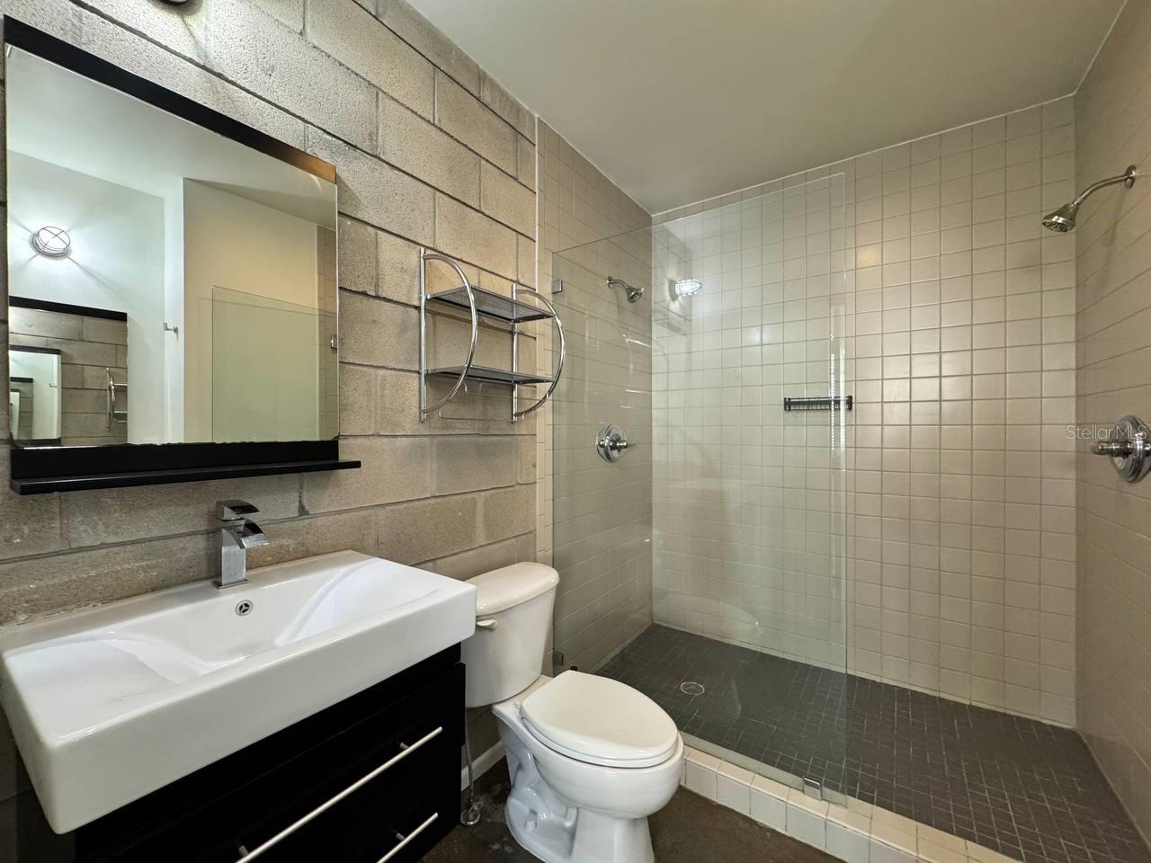 SOHO LOFTS - Residential Lease