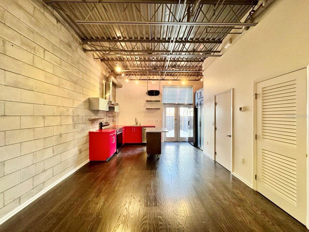 SOHO LOFTS - Residential Lease