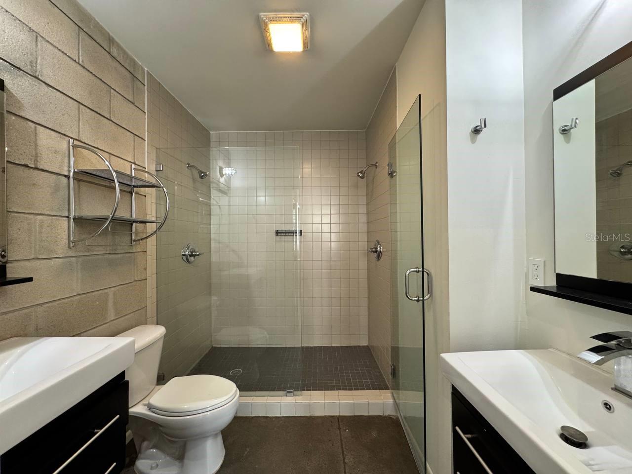 SOHO LOFTS - Residential Lease