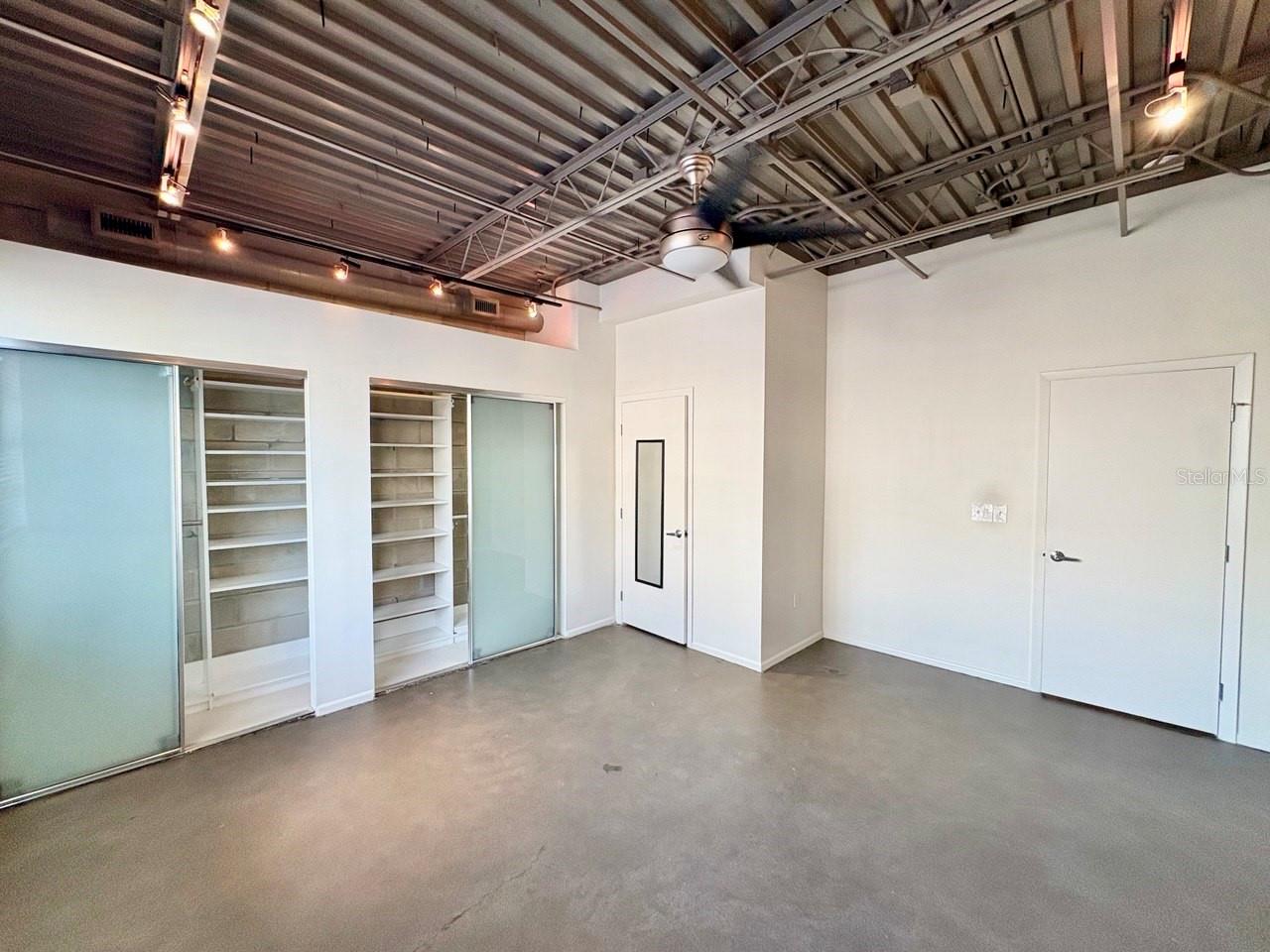 SOHO LOFTS - Residential Lease