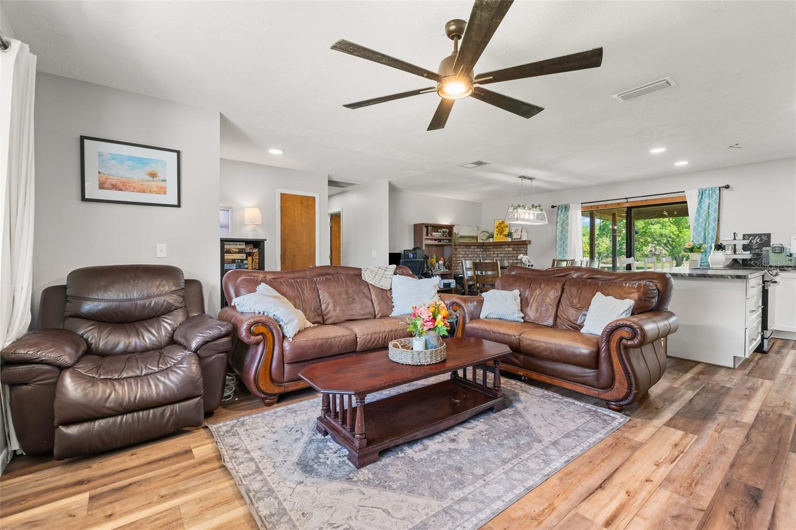 RACIMO RANCHES - Residential