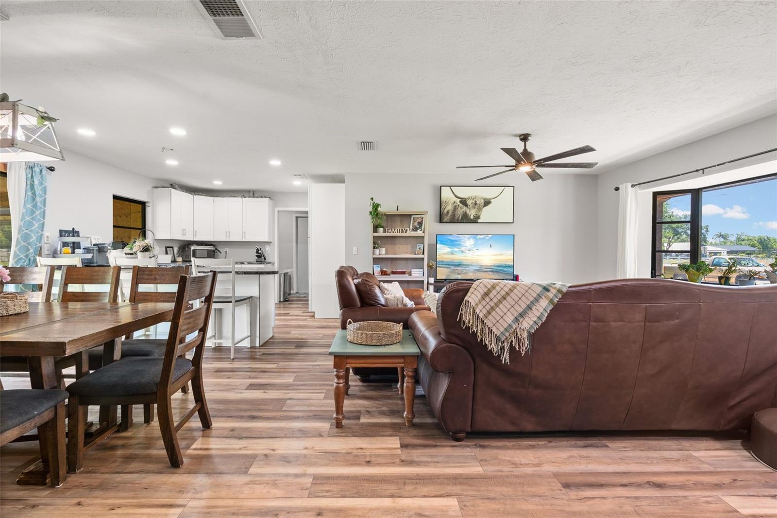 RACIMO RANCHES - Residential