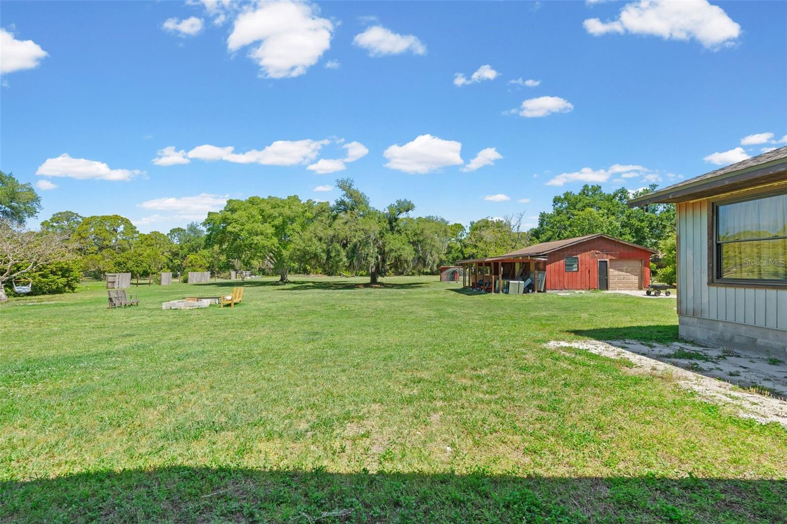 RACIMO RANCHES - Residential