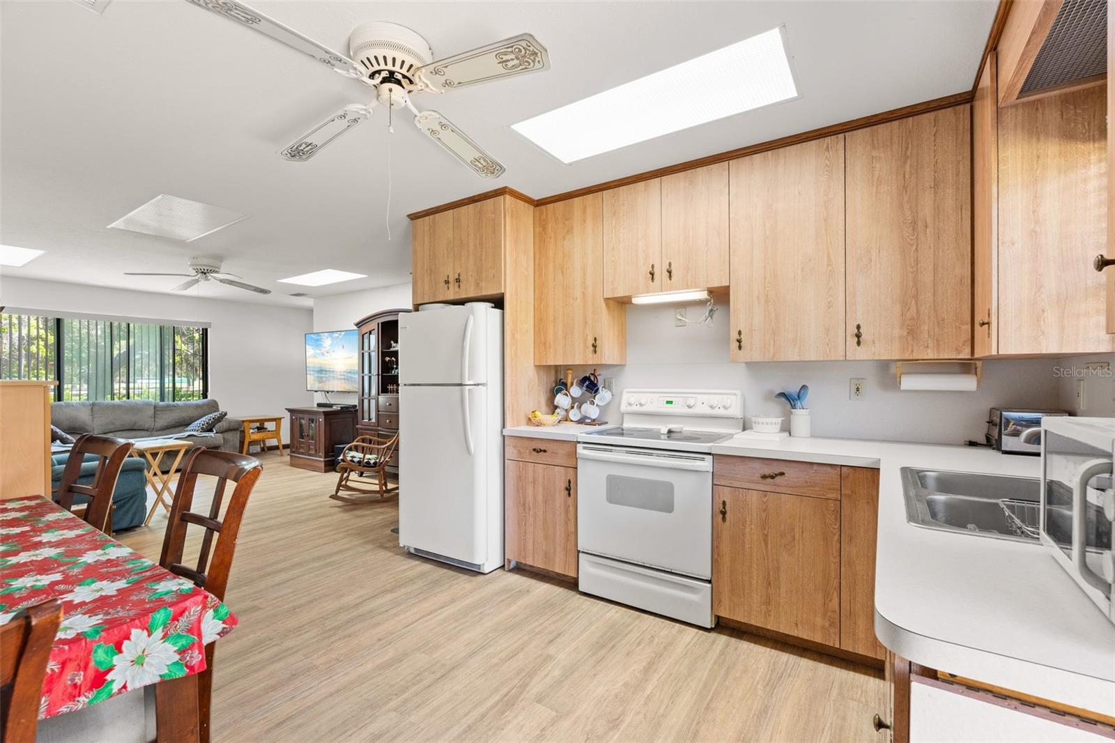 RACIMO RANCHES - Residential