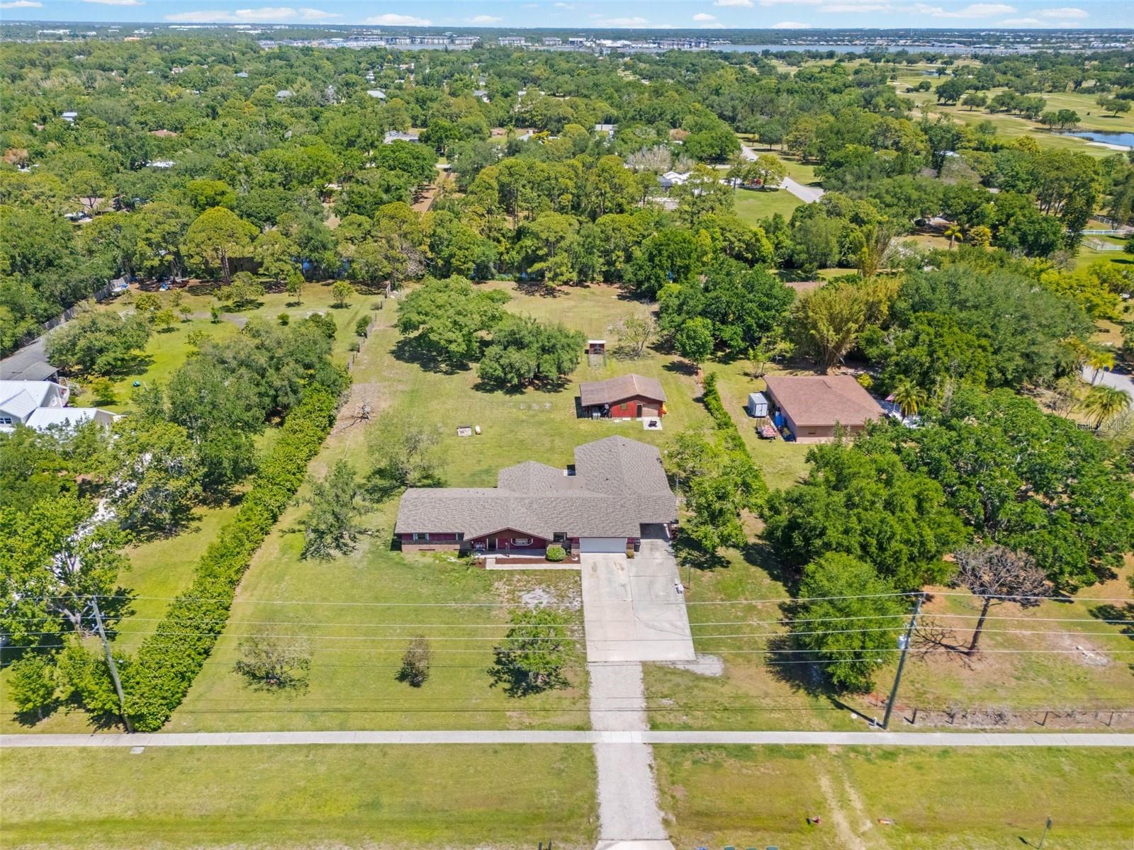 RACIMO RANCHES - Residential