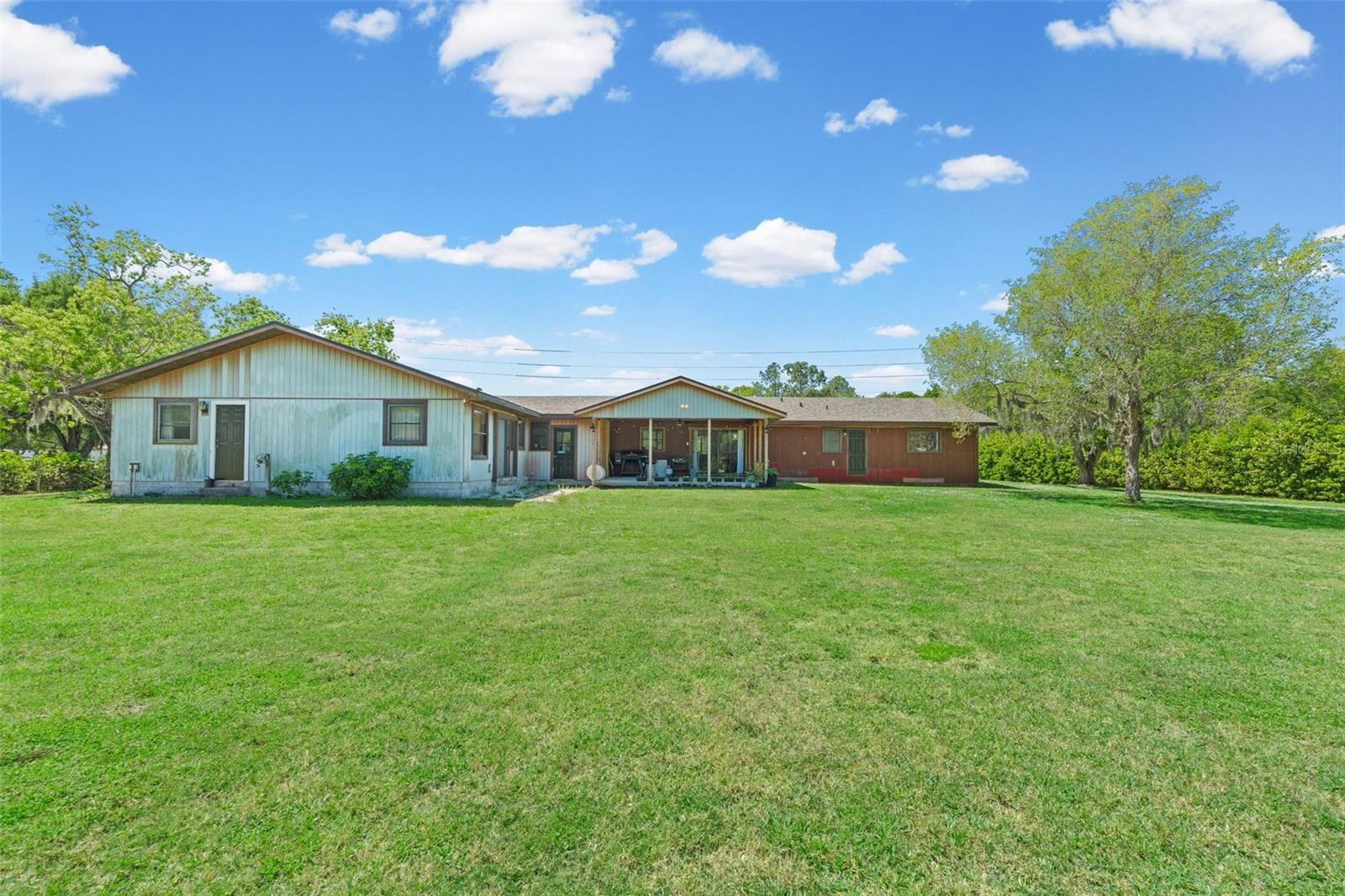 RACIMO RANCHES - Residential