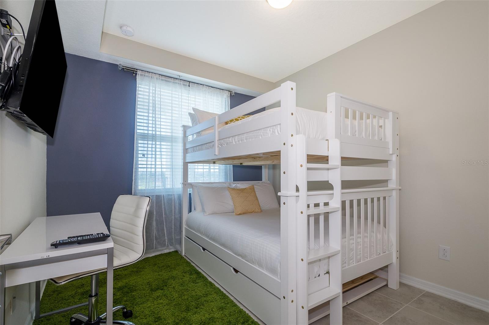 4731 CLOCK TOWER DRIVE 206