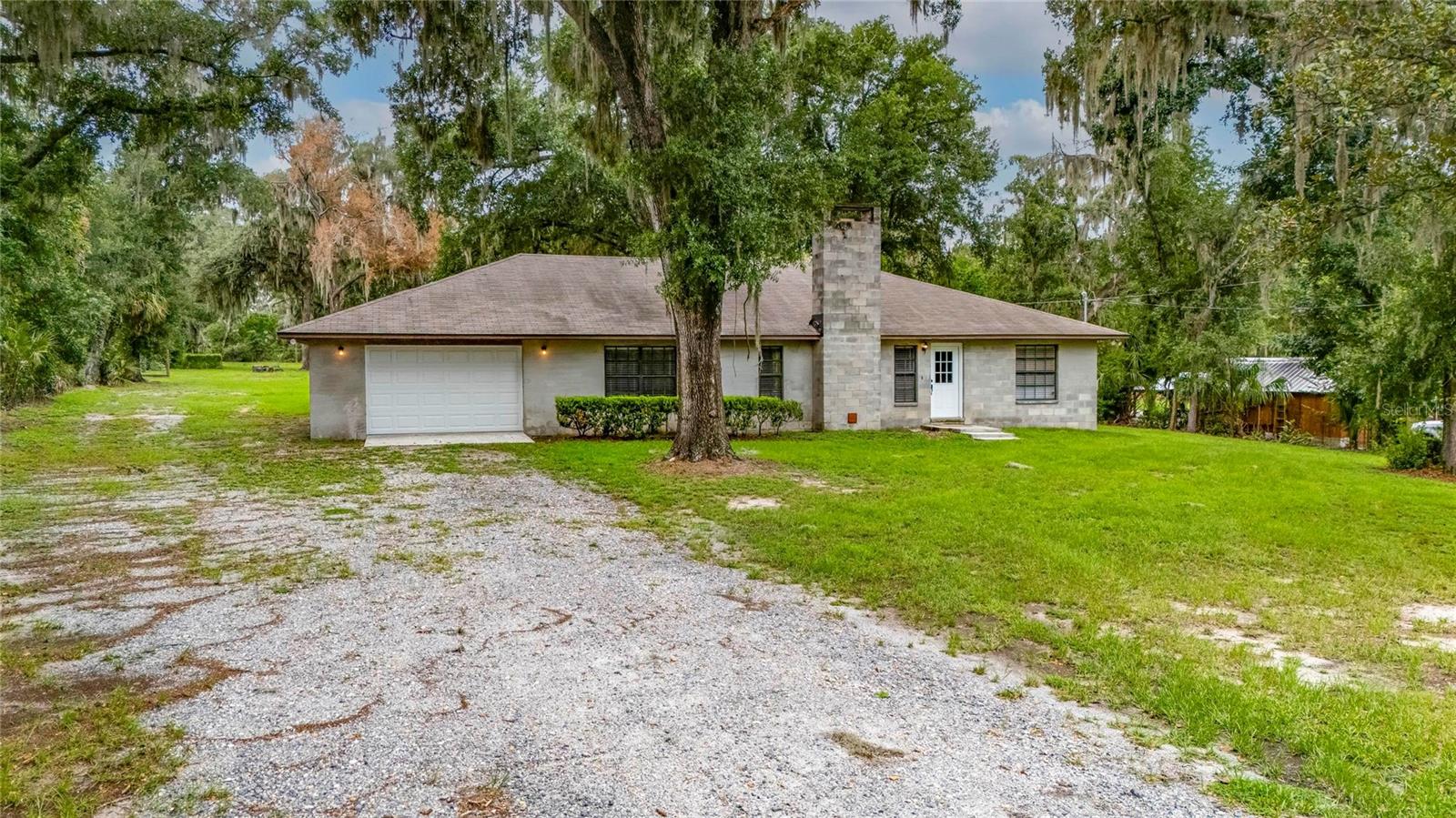 615 THOMPSON ROAD