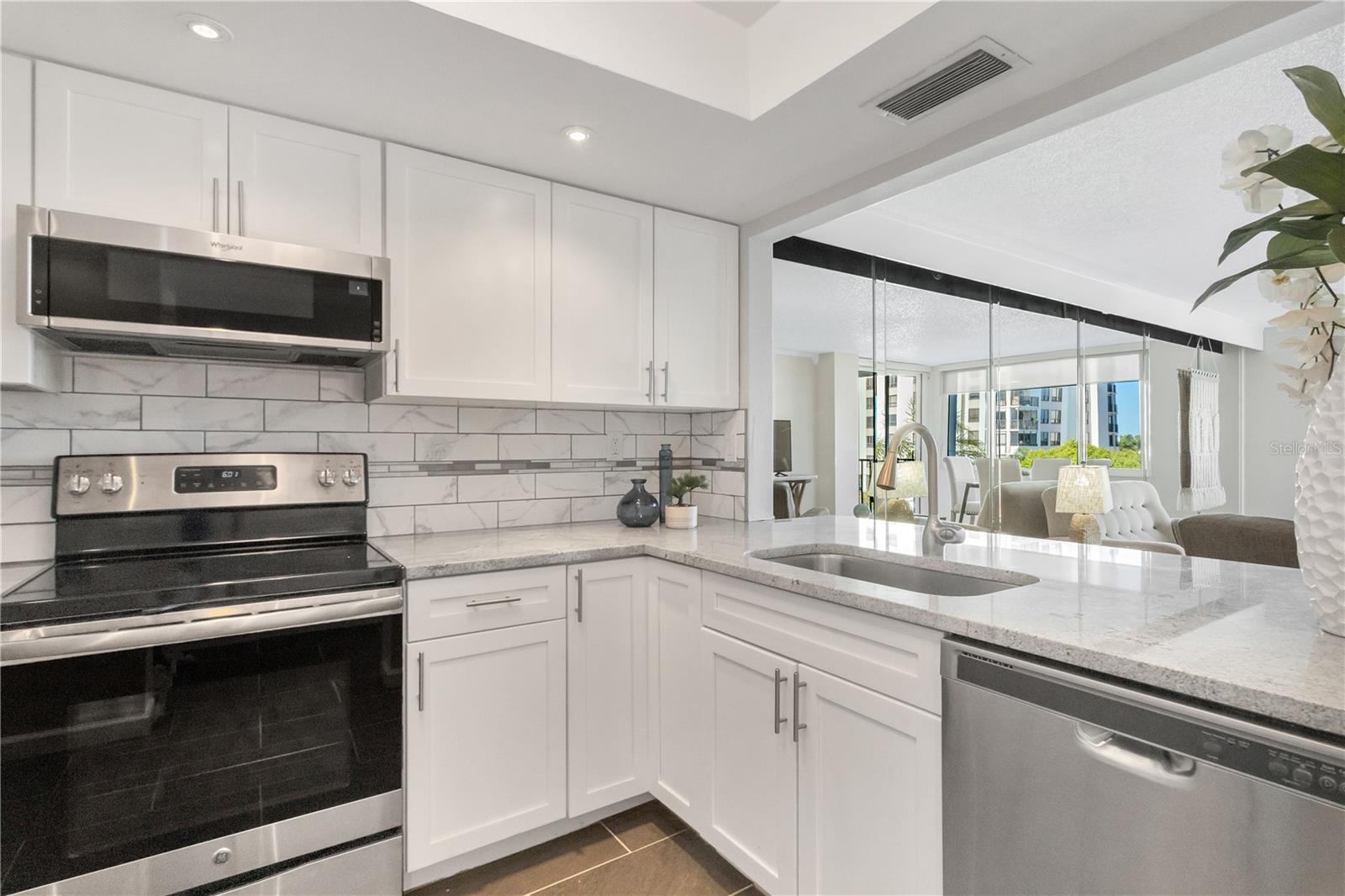 BAHIA DEL MAR II - Residential Lease