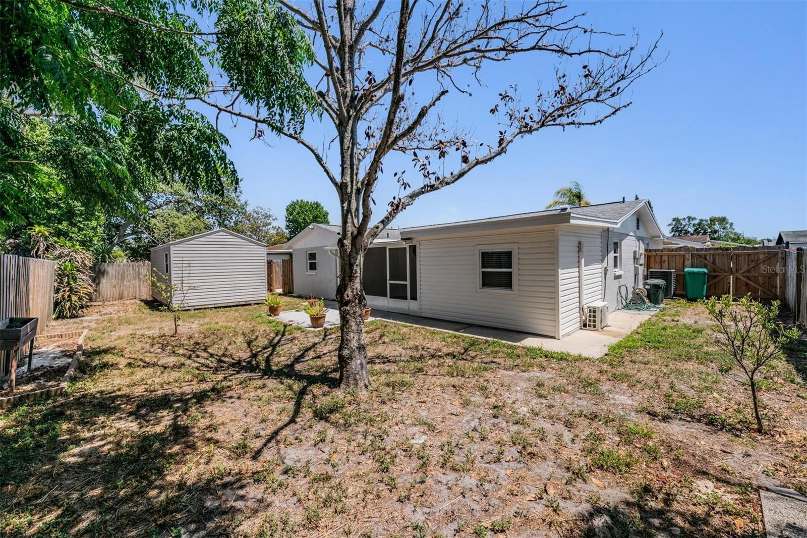 HOLIDAY LAKE ESTATES - Residential