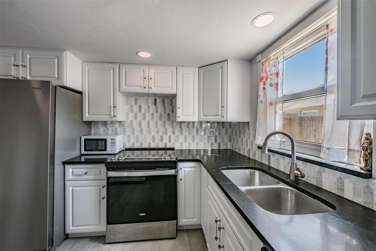 HOLIDAY LAKE ESTATES - Residential