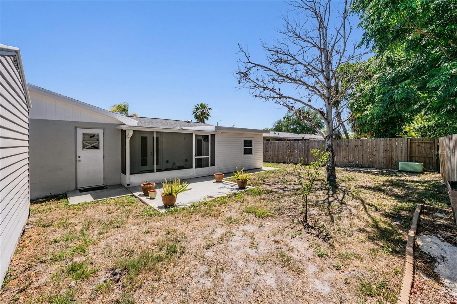 HOLIDAY LAKE ESTATES - Residential