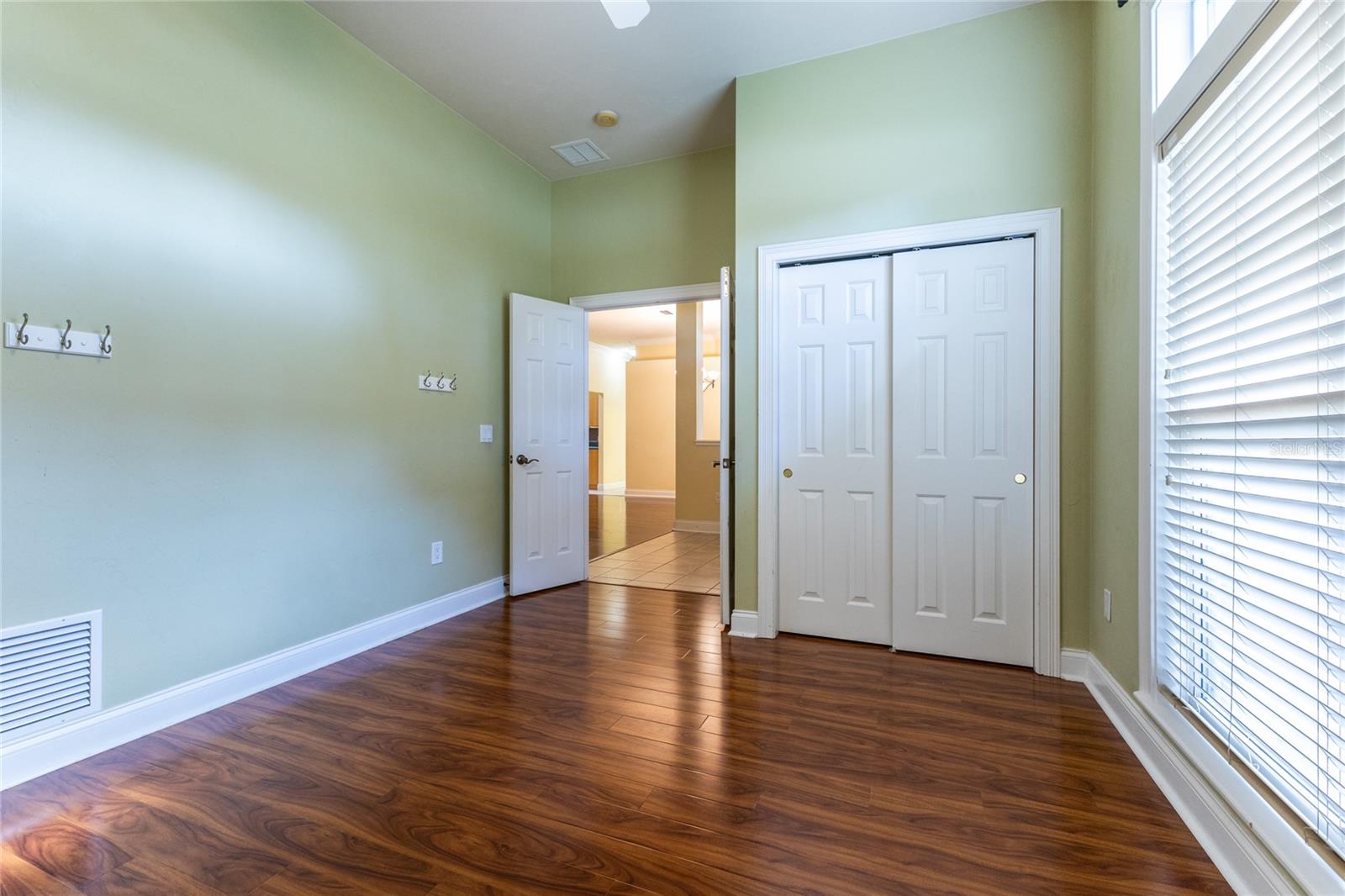 BROOKFIELD - Residential