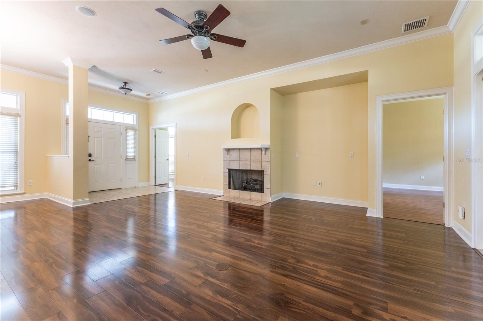 BROOKFIELD - Residential