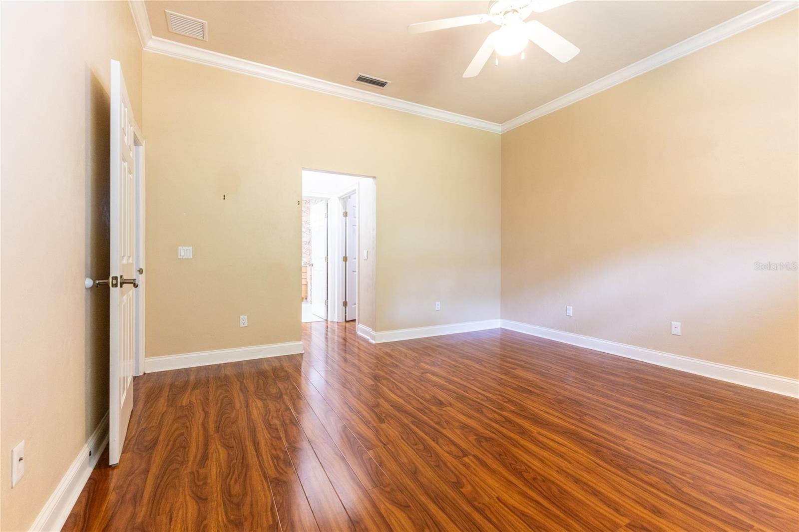 BROOKFIELD - Residential