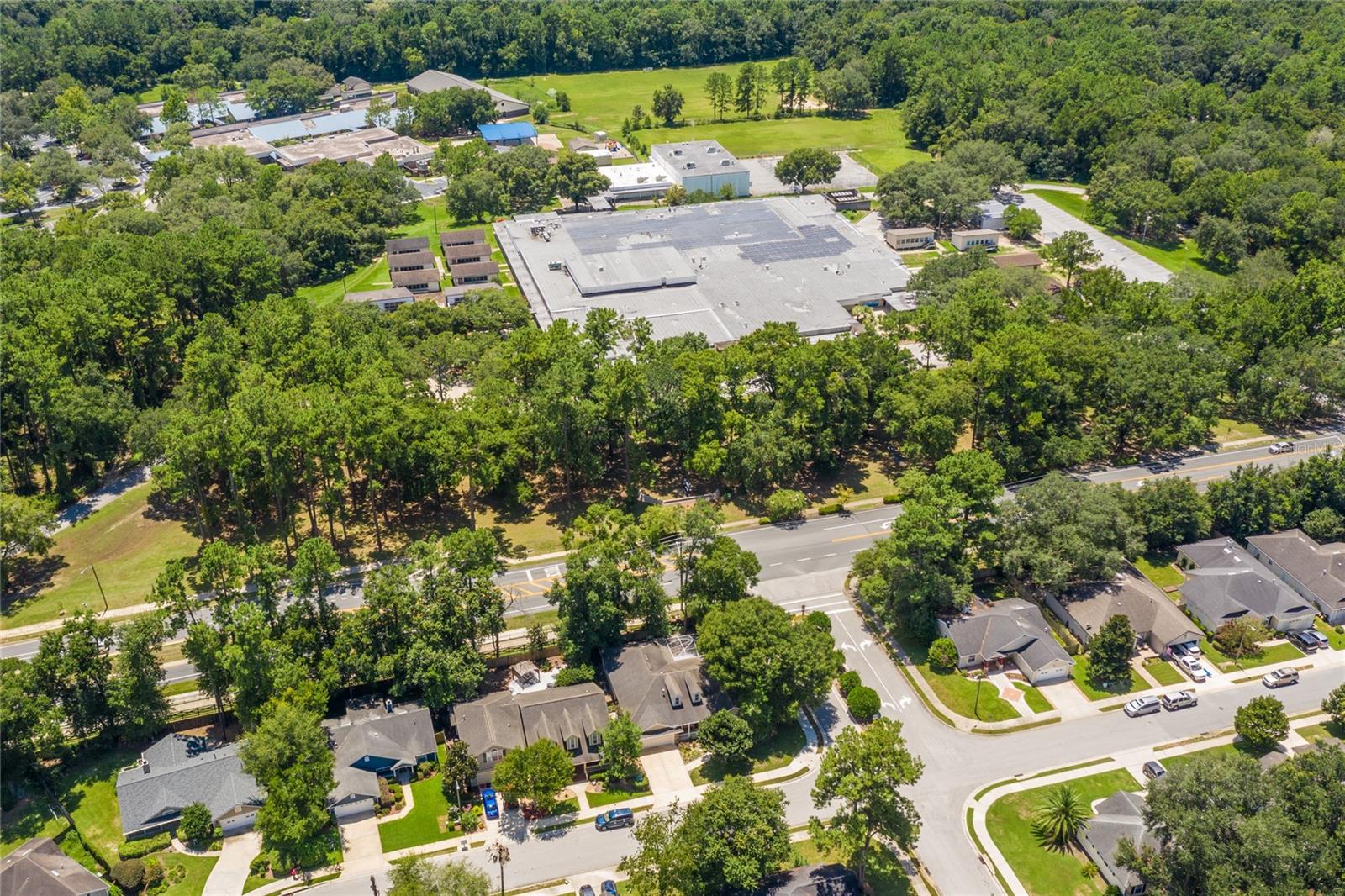 BROOKFIELD - Residential