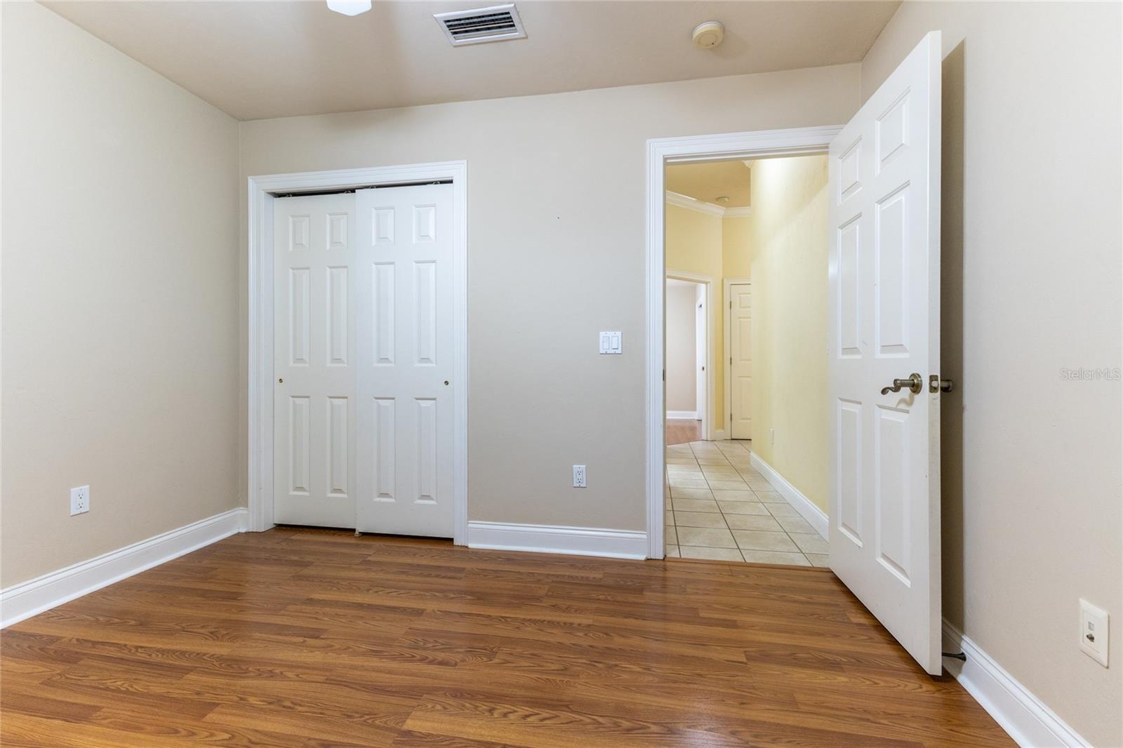 BROOKFIELD - Residential