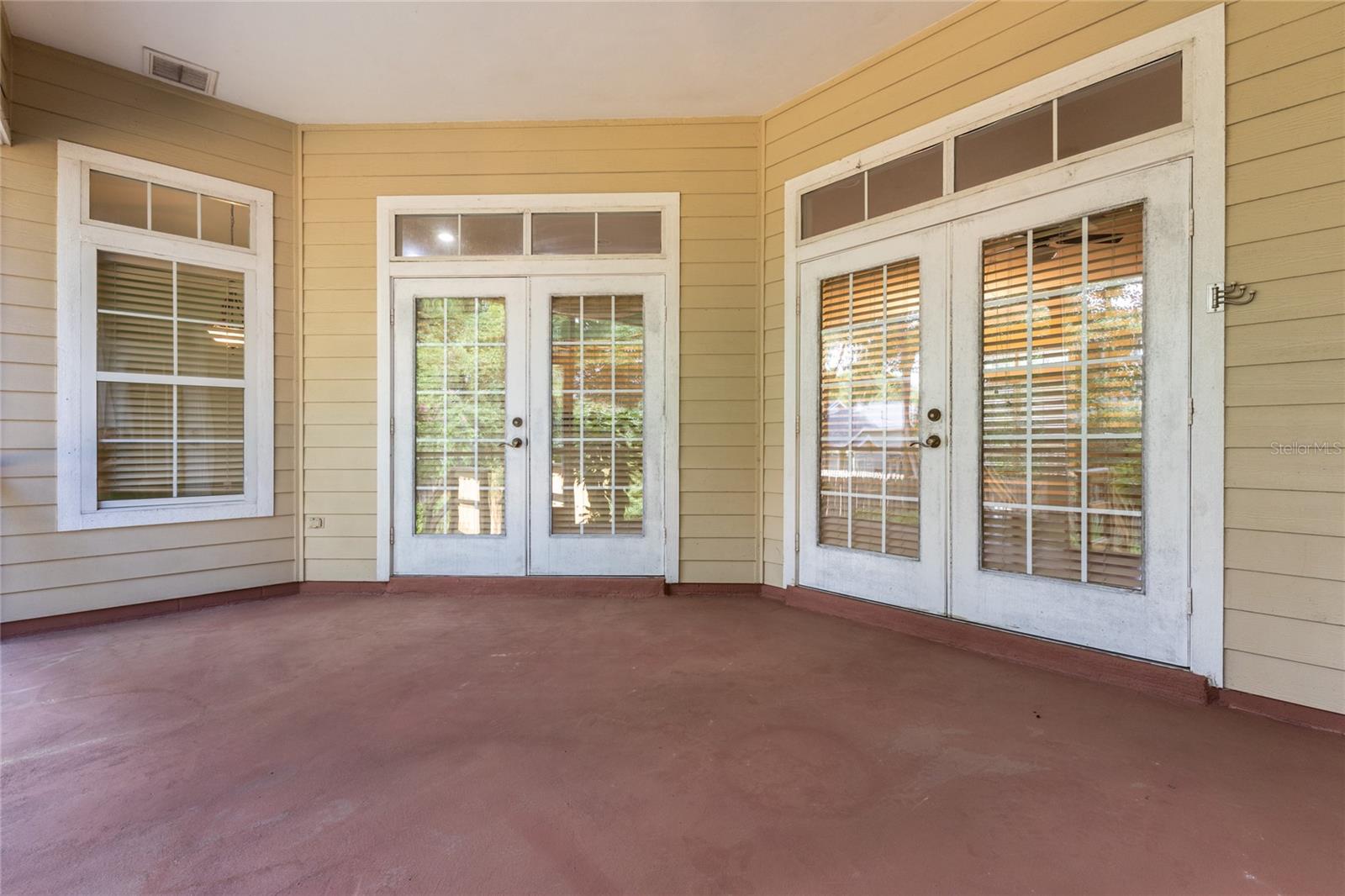 BROOKFIELD - Residential