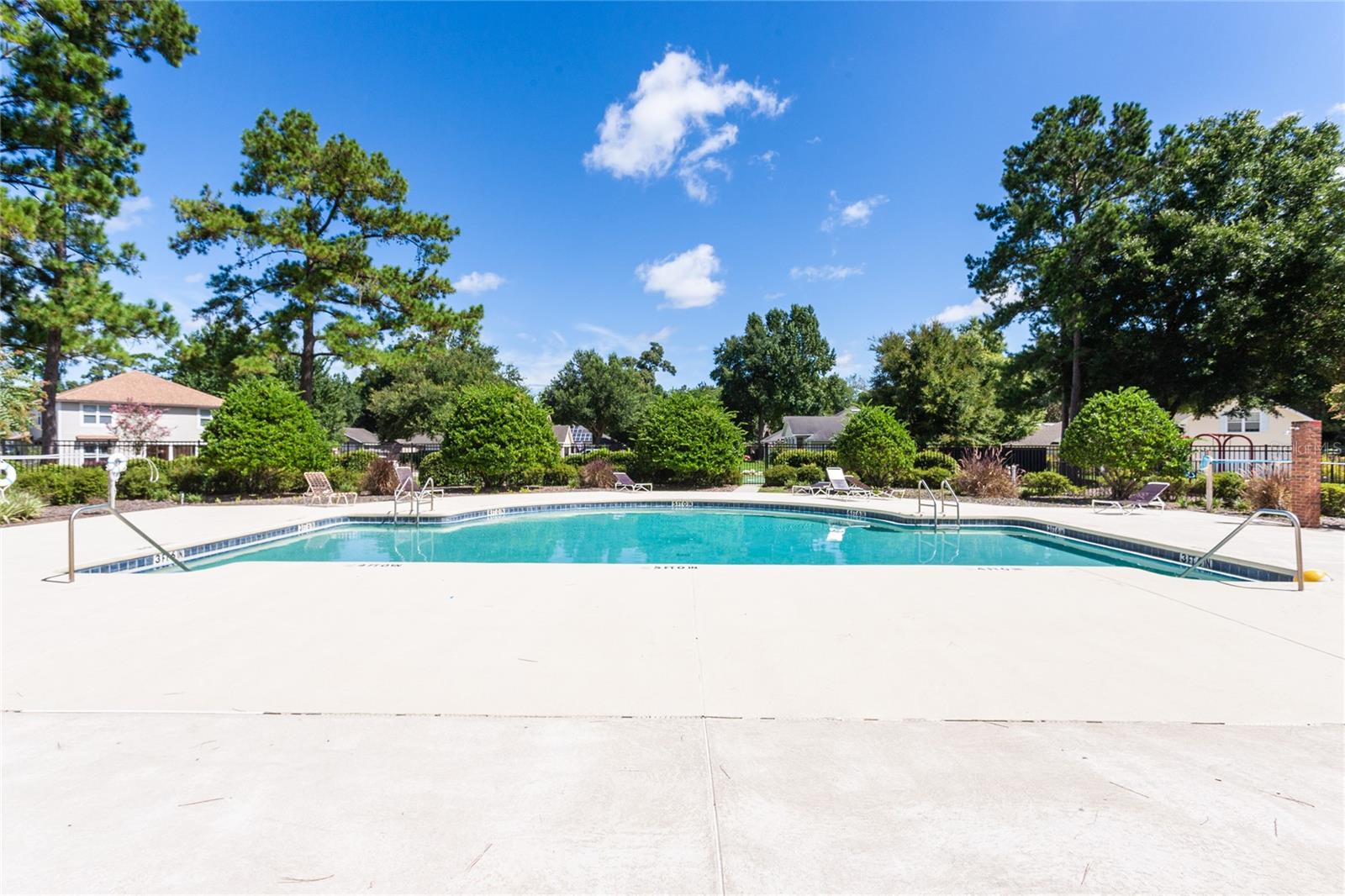 BROOKFIELD - Residential