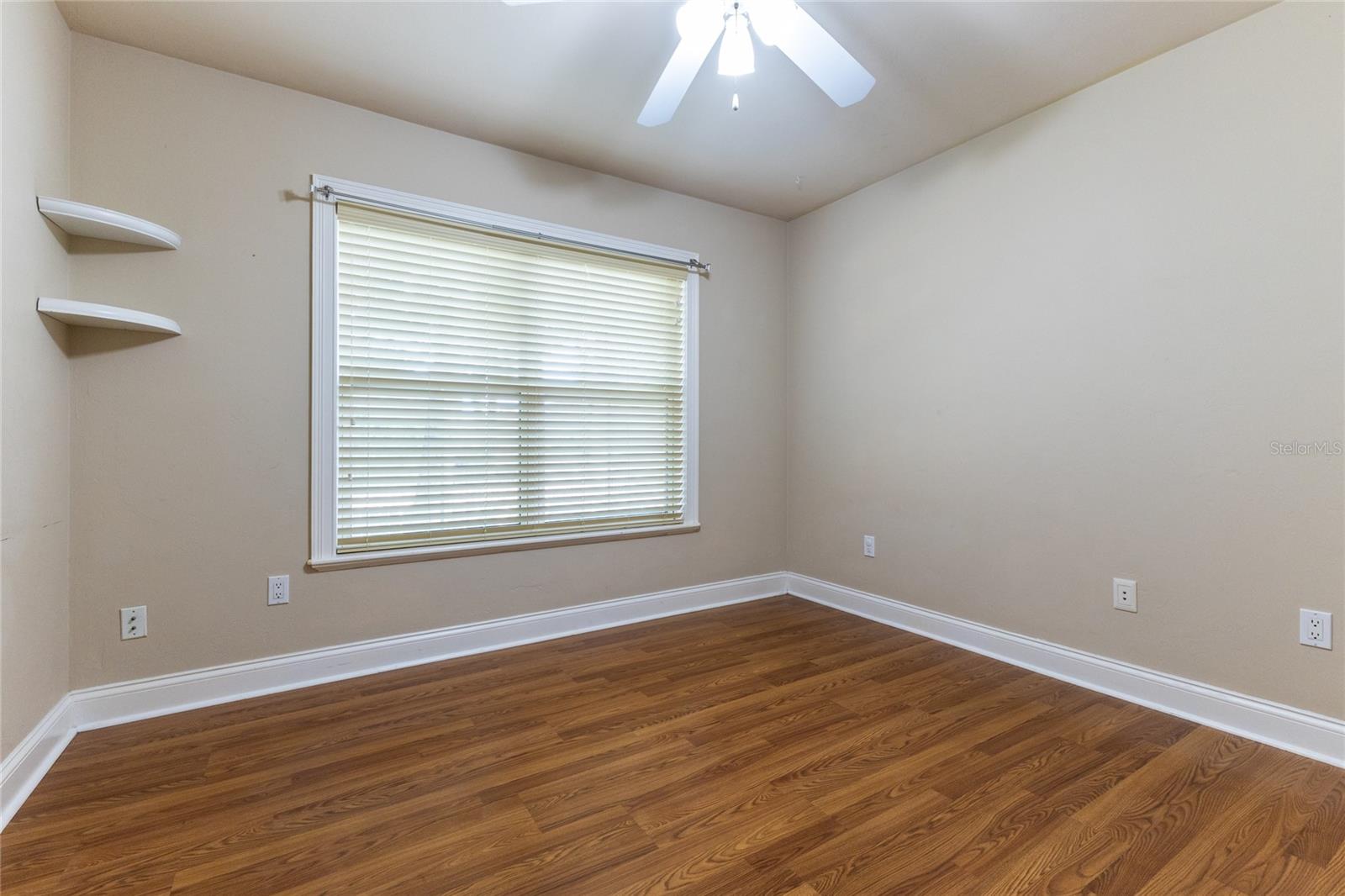 BROOKFIELD - Residential