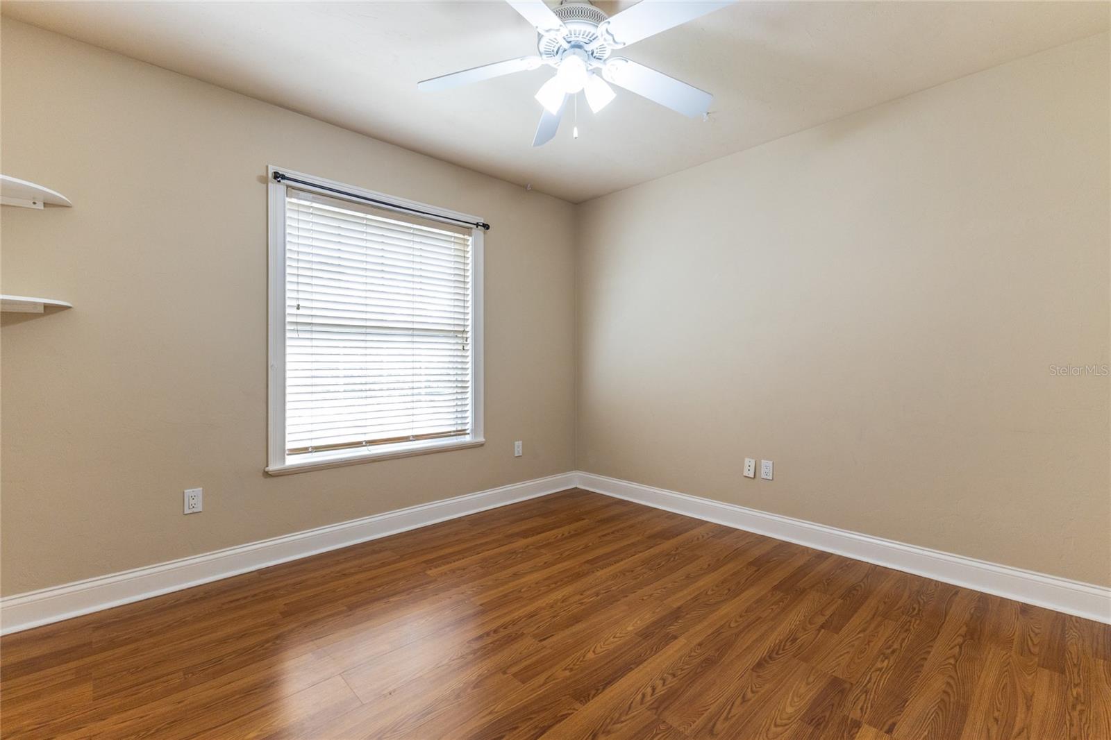 BROOKFIELD - Residential